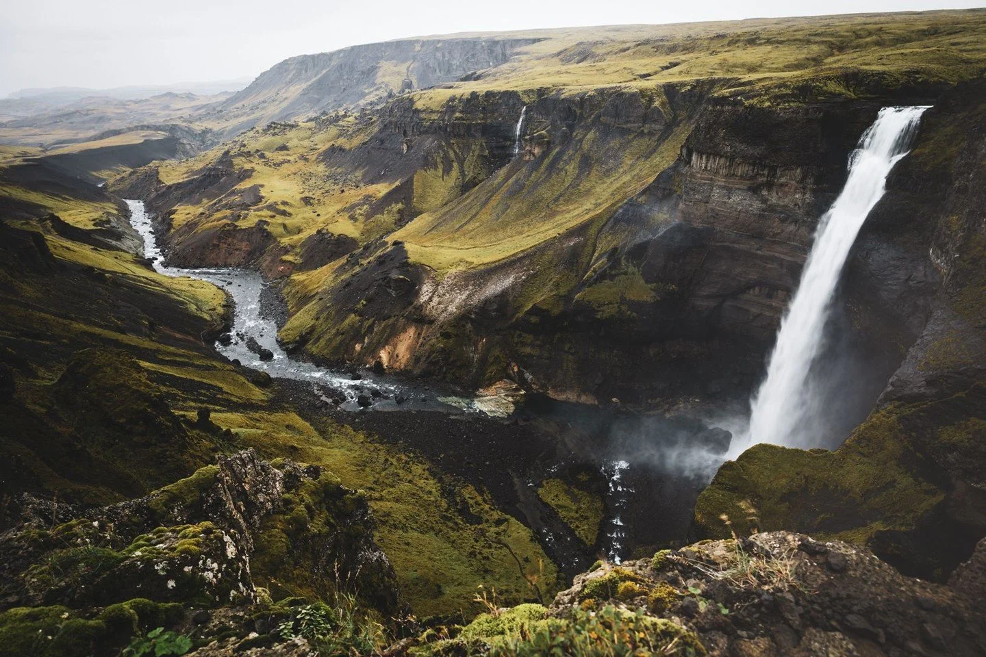 Einer der sch&ouml;nsten Wasserf&auml;lle in Island. Aktuell bekannt aus der 5. Staffel Stranger Things. H&aacute;ifoss.

#Iceland #H&aacute;ifoss #StrangerThings # Travel