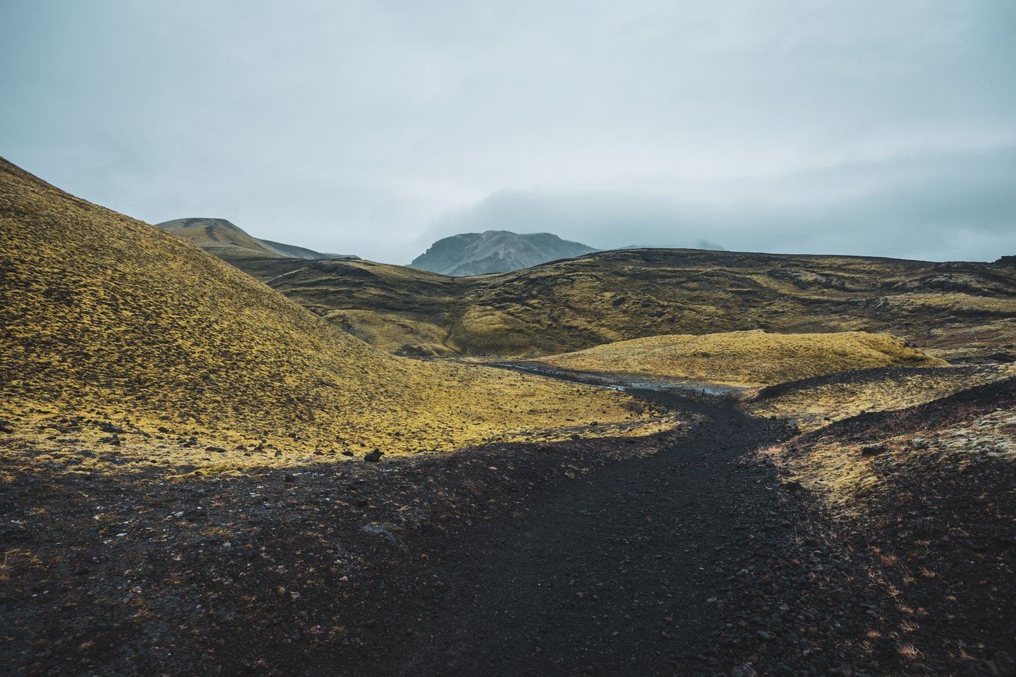 Auf dem Weg ins Tal der Tr&auml;nen.

#Iceland #TalderTr&auml;nen #Sig&ouml;lduglj&uacute;fur #Travel