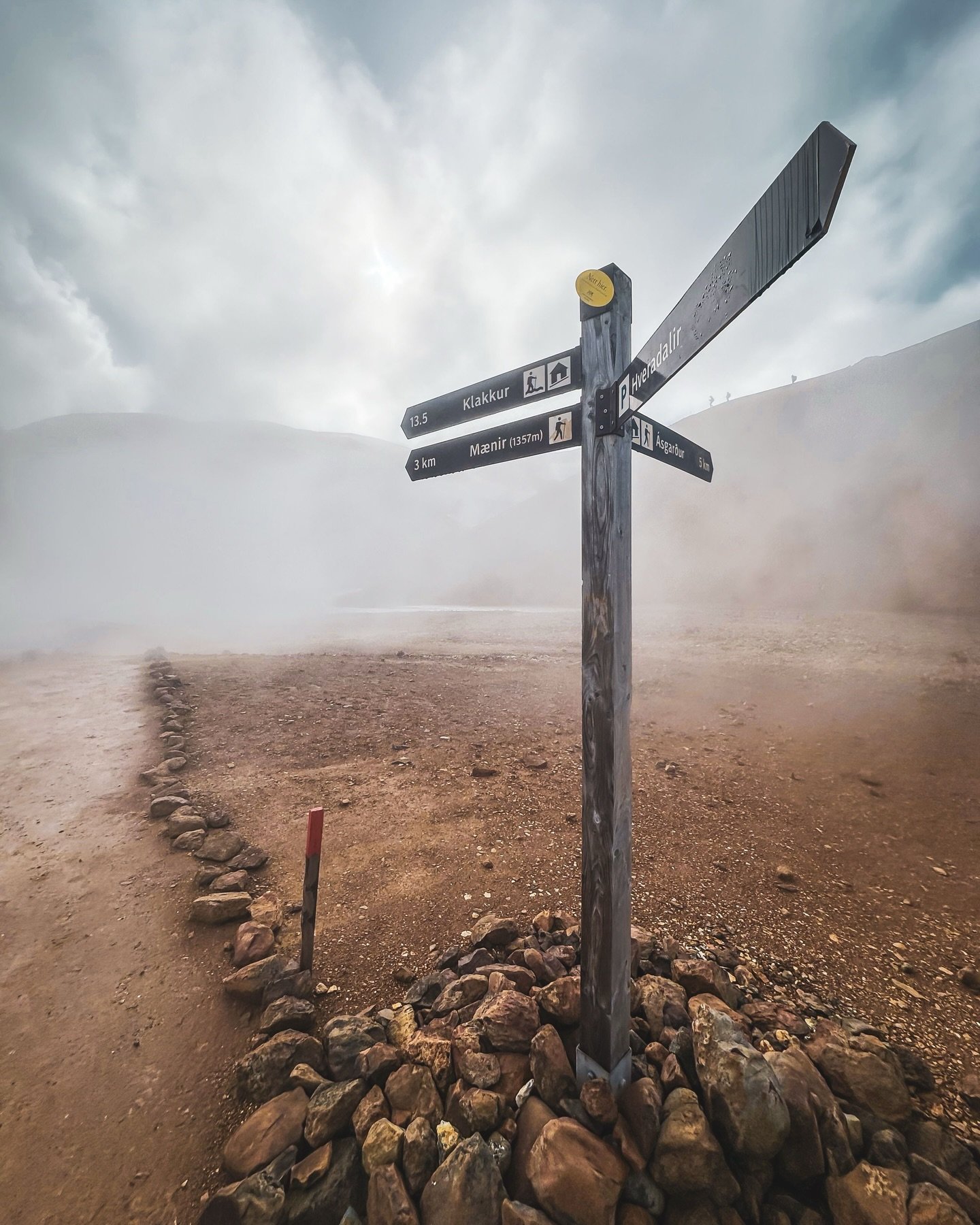From the parking lot it is only a few minutes by foot, till you see the amazing area of Hveradalir.

#Iceland #Hveradalir #Landscape