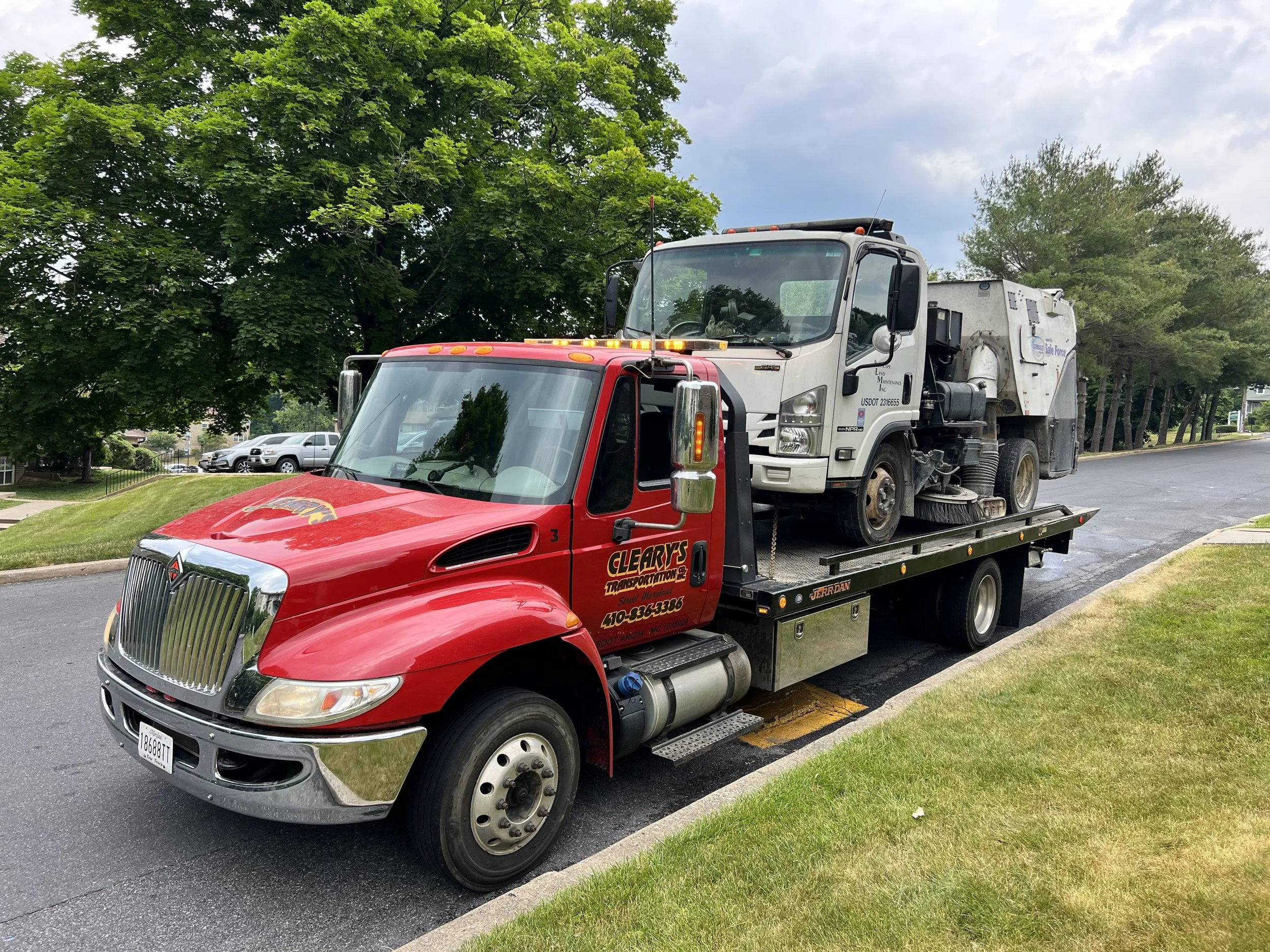 Medium Duty Towing - Truck 3.jpg