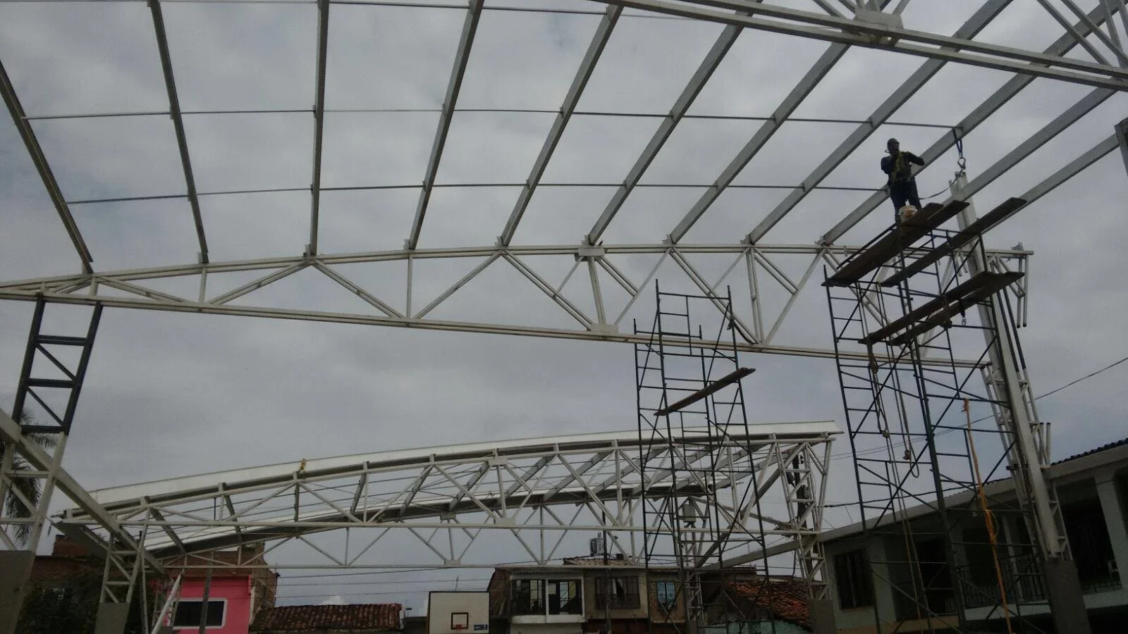 An image of The Float House.