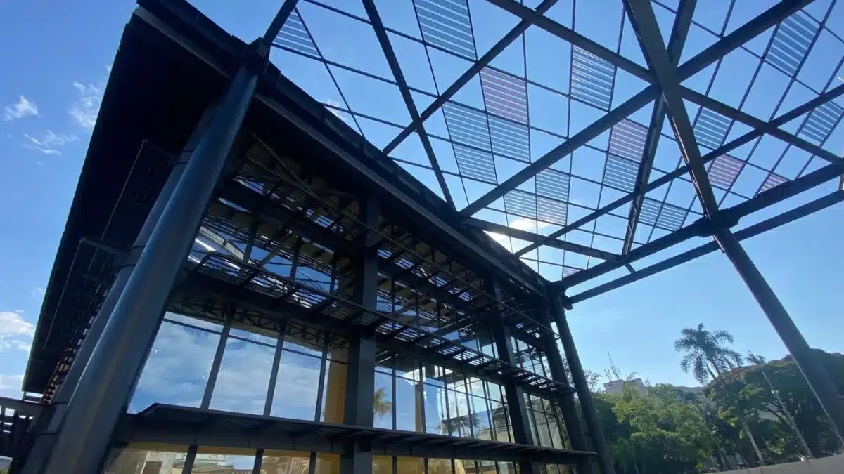 An image of The Float House.