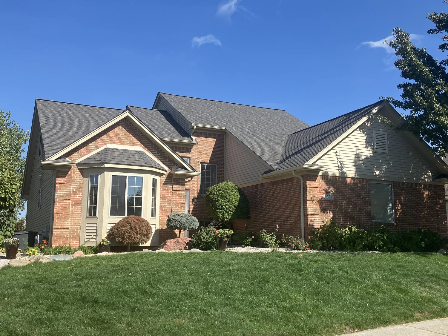 Timbercrest Roofing and Siding service vehicles