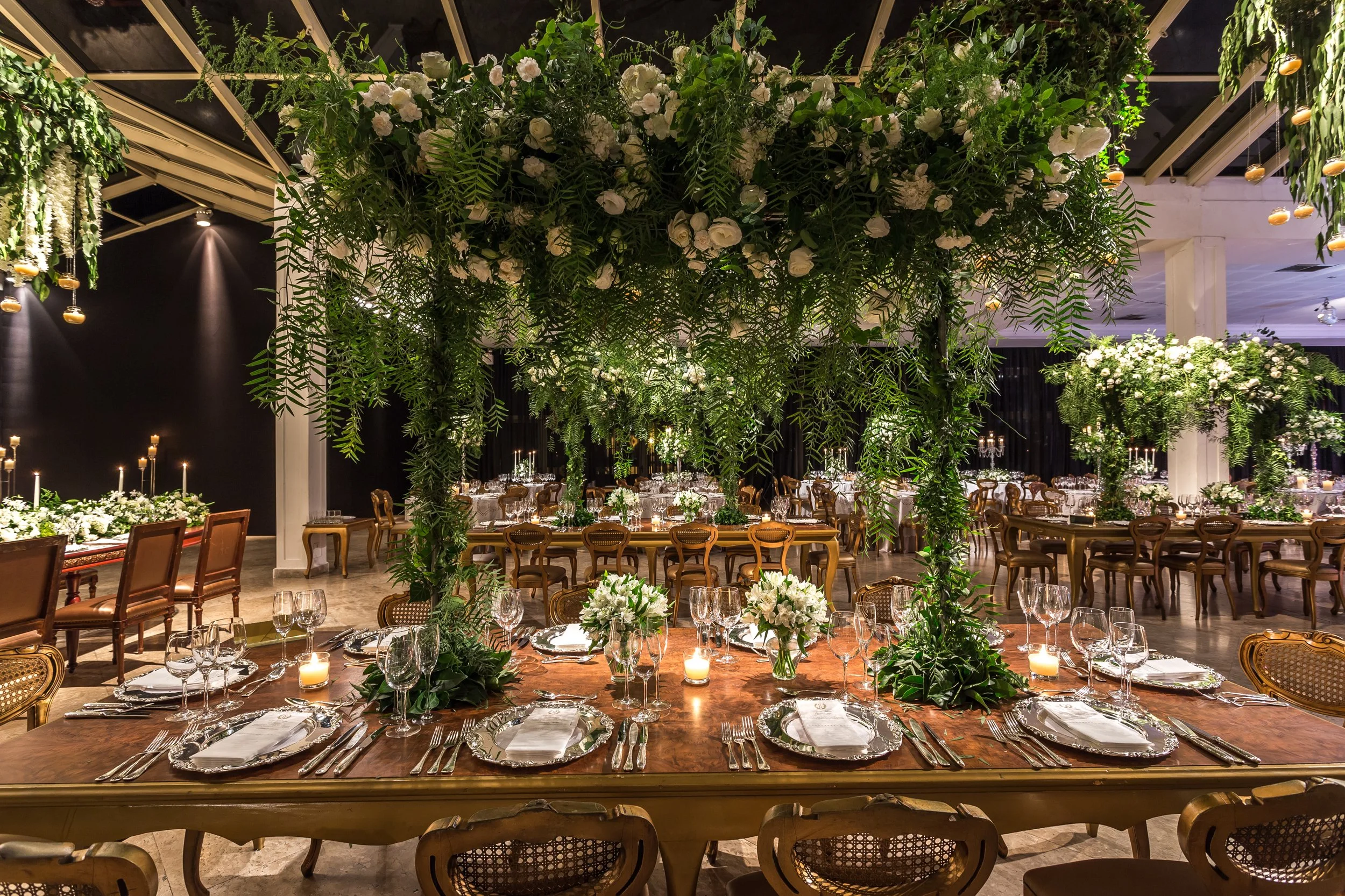 05-Simetria-Natural-Casamento-Decoração-Curitiba-Ranzolin-Eventos-e-Experiências-jpg.jpg