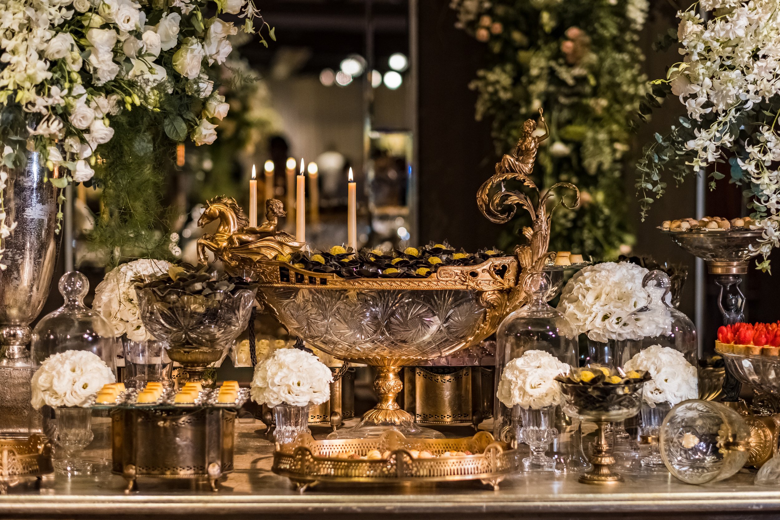 04-Exuberância-Clássica-Casamento-Decoração-Curitiba-Ranzolin-Eventos-e-Experiências-jpg.jpg