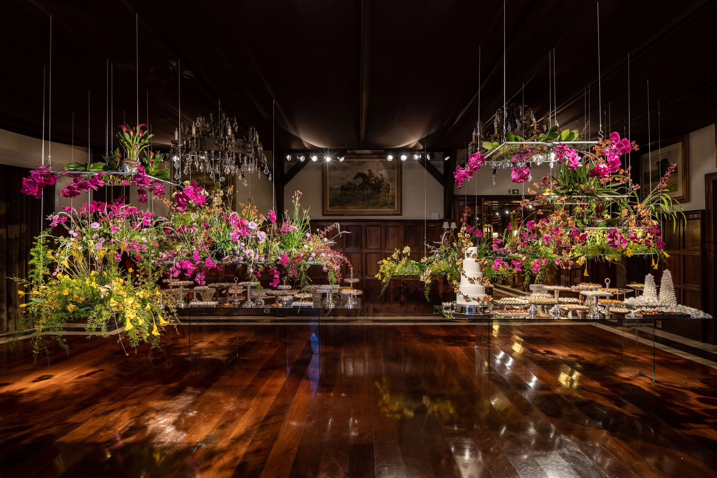 02-O-Voo-das-Flores-Casamento-Decoração-Curitiba-Ranzolin-Eventos-e-Experiências-jpg.jpg