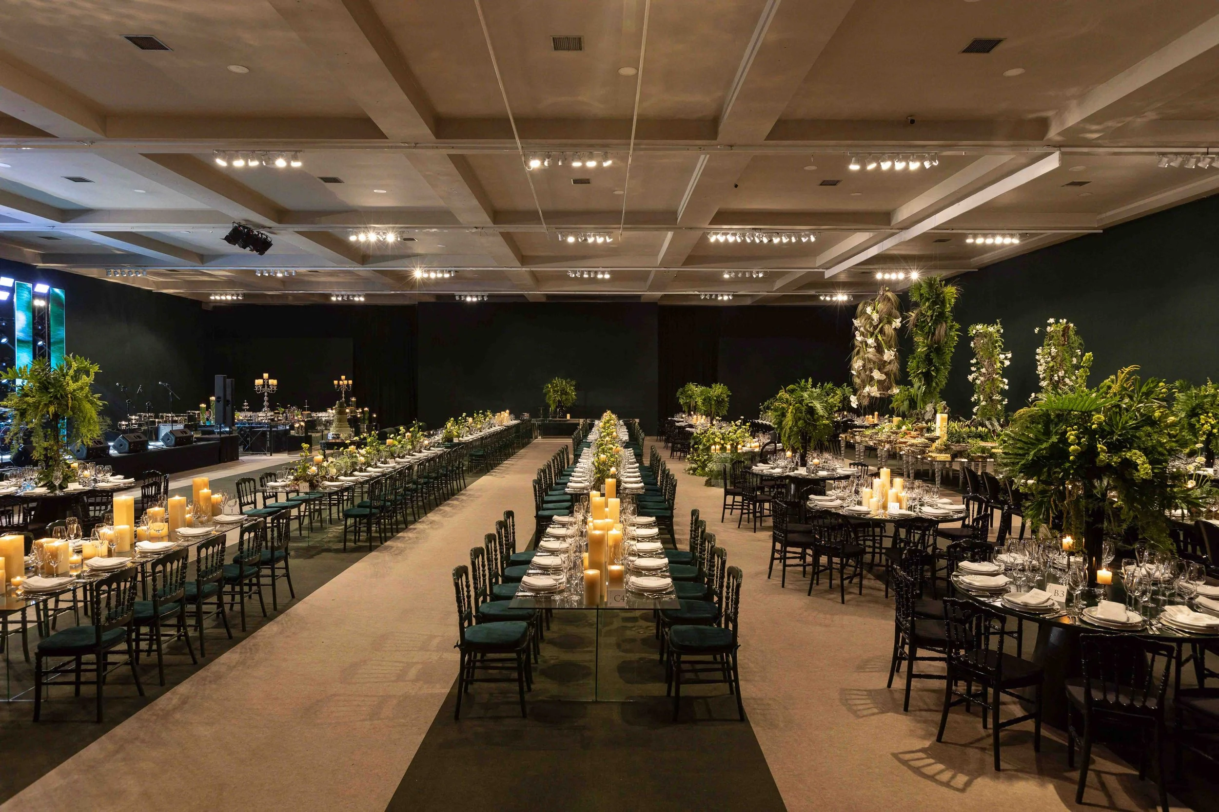 05-Silencio-Verde-Casamento-Decoração-Curitiba-Ranzolin-Eventos-e-Experiências-jpg.jpg