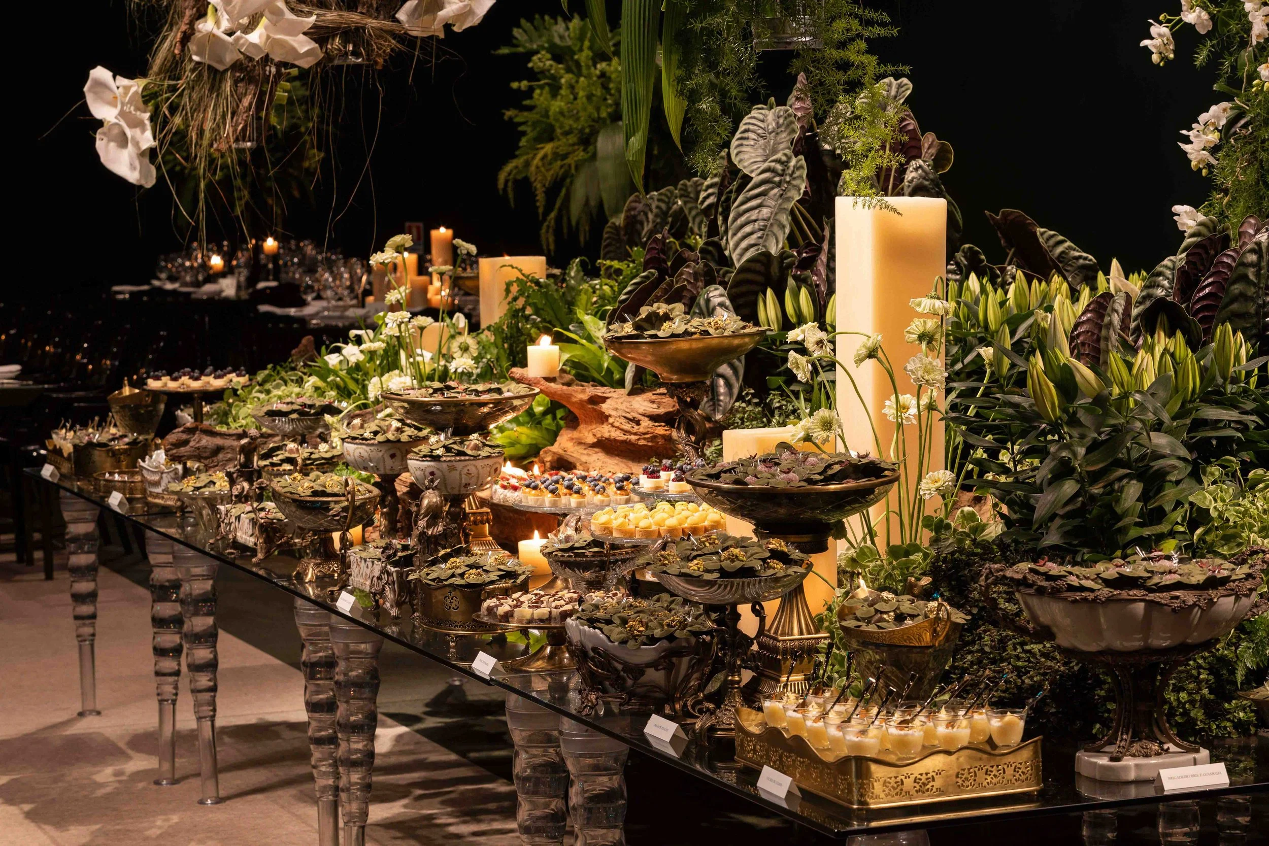 09-Silencio-Verde-Casamento-Decoração-Curitiba-Ranzolin-Eventos-e-Experiências-jpg.jpg