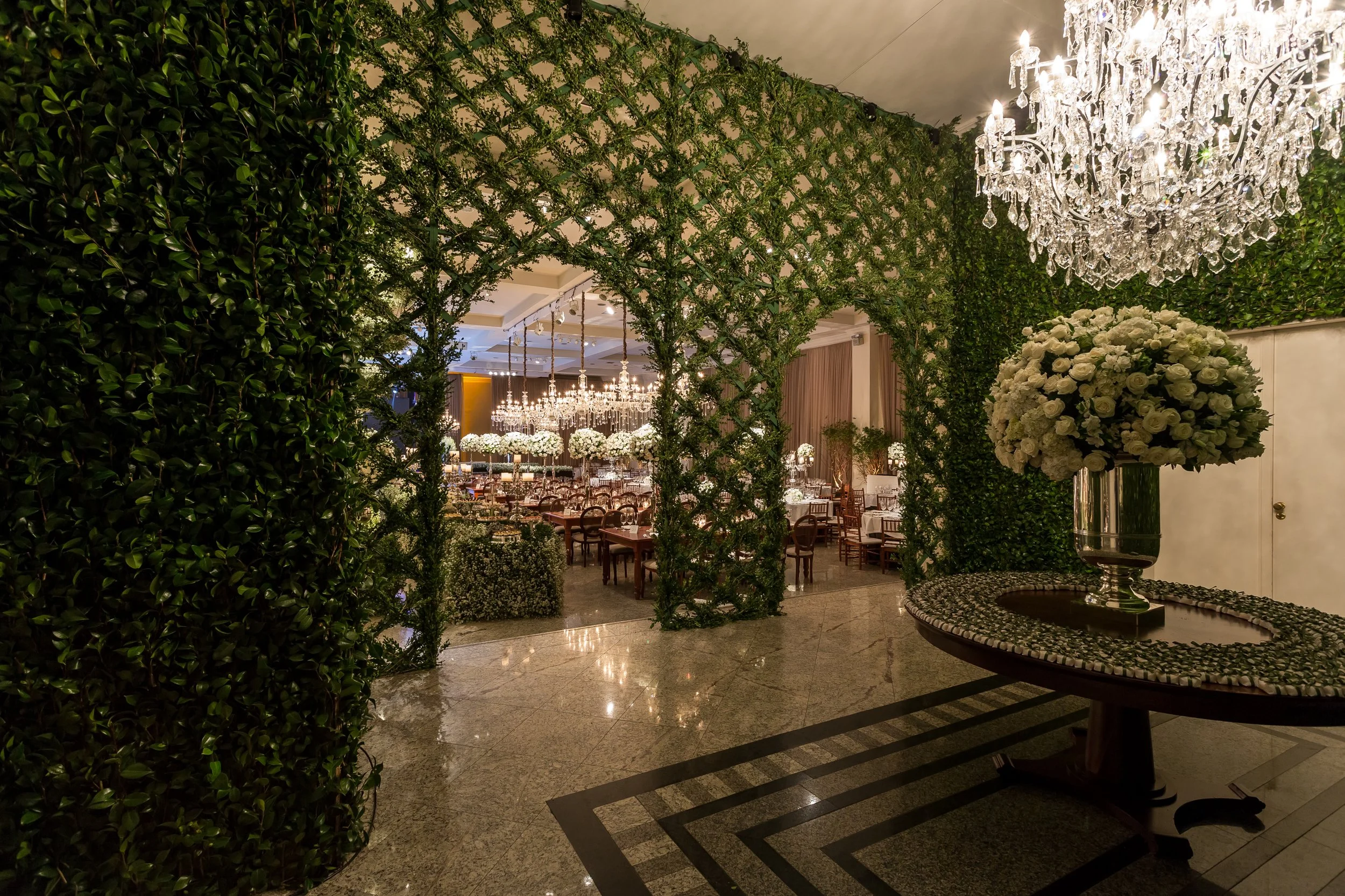 01-Jardim-Central-Casamento-Decoração-Curitiba-Ranzolin-Eventos-e-Experiências-jpg.jpg