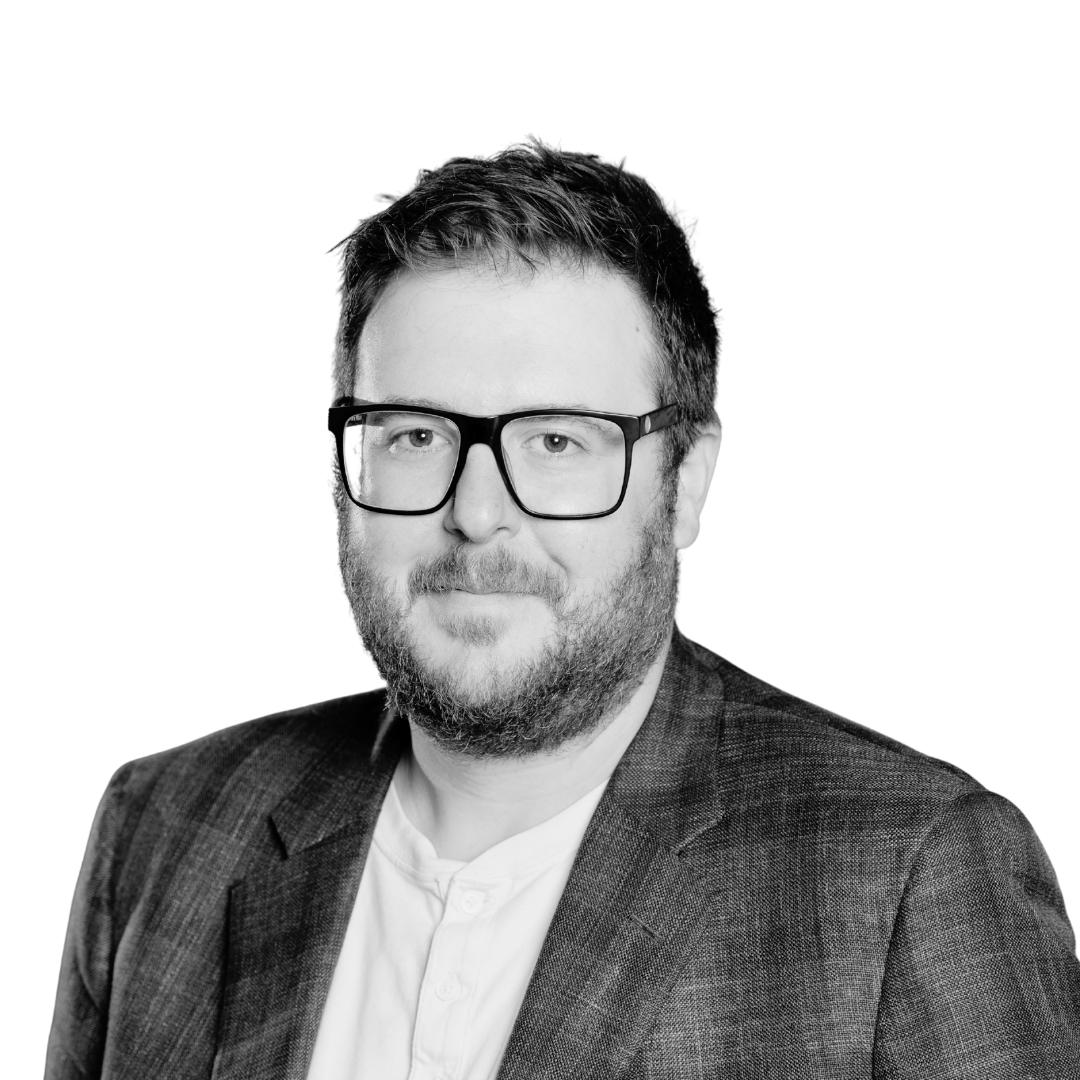 Black and white portrait of Marc Diamond brs Partner