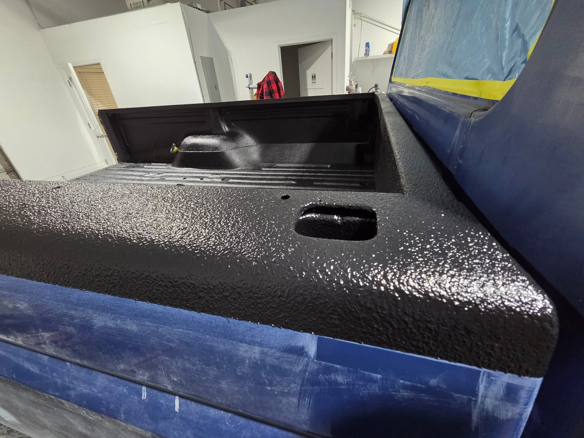 Bed Liner Classic Ranch Truck Horseshoe Garge