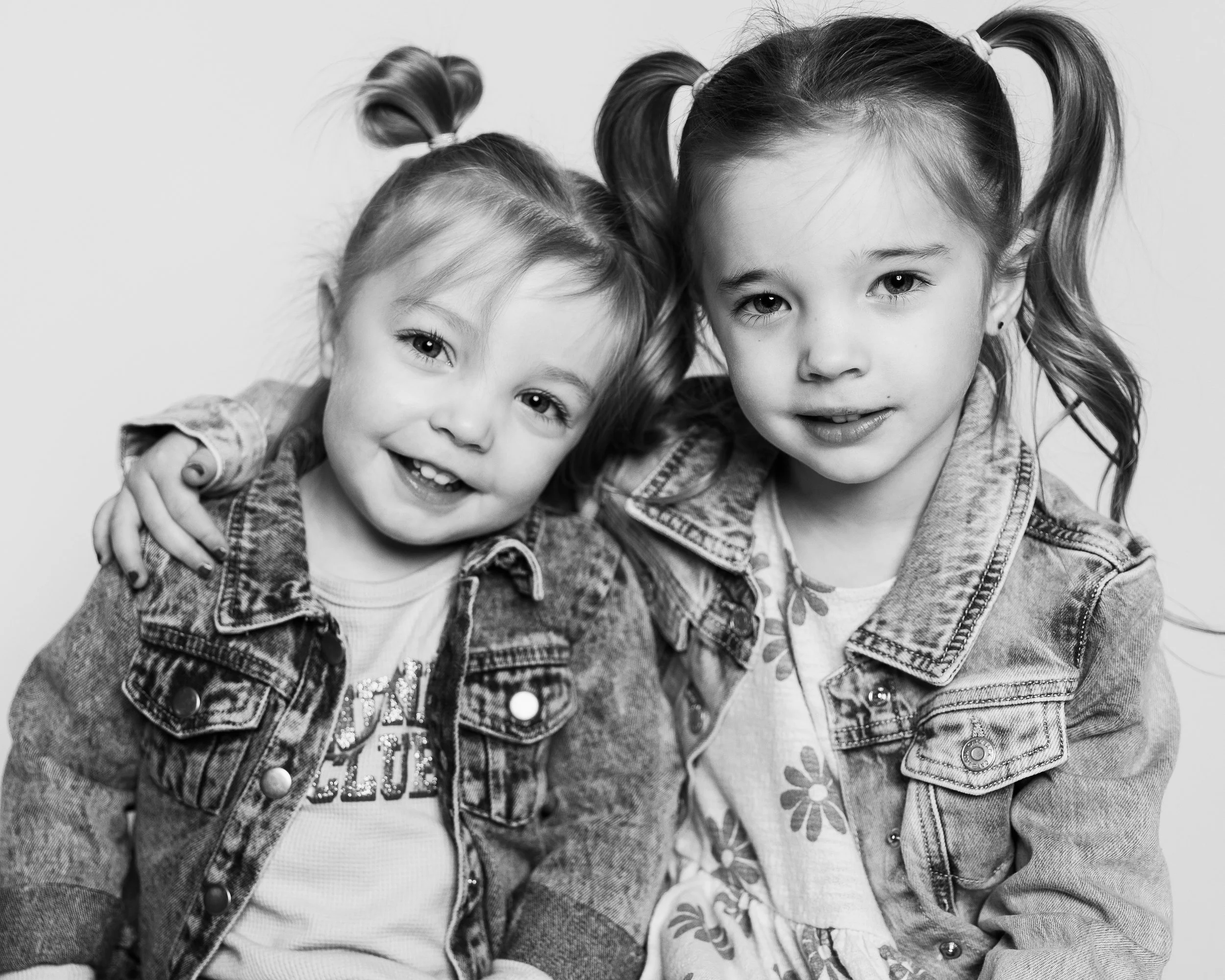 THE MONOCHROME MINIS