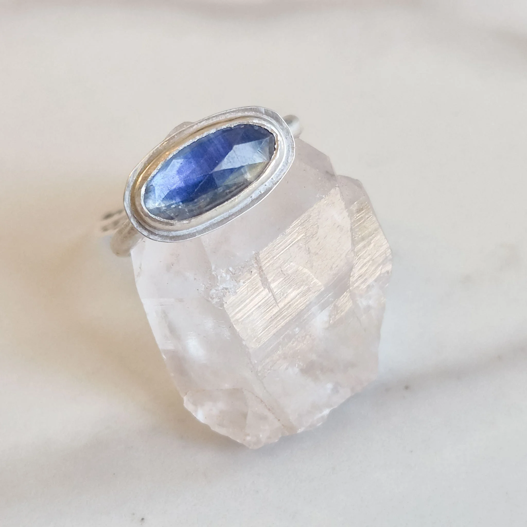 blue-kyanite-ring- natural-silver-2.jpg