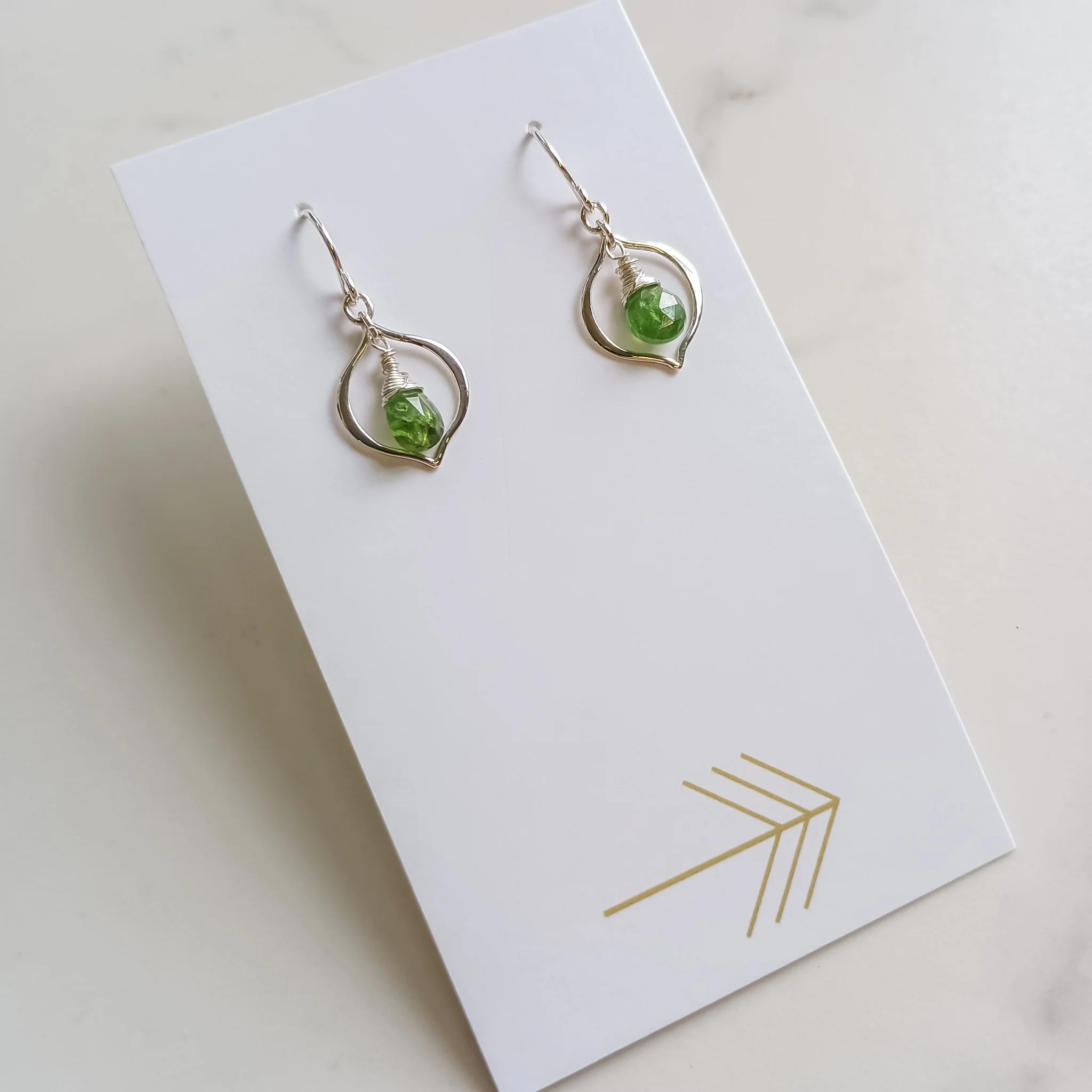 tsavorite-gemstone-arabesque-earrings-silver-small-1.jpg