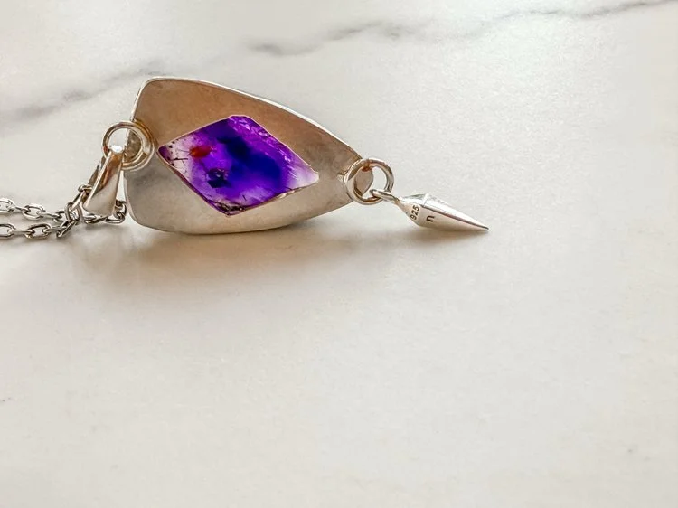 amethyst-halo-phantom-necklace-silver-shield-198-4.jpeg
