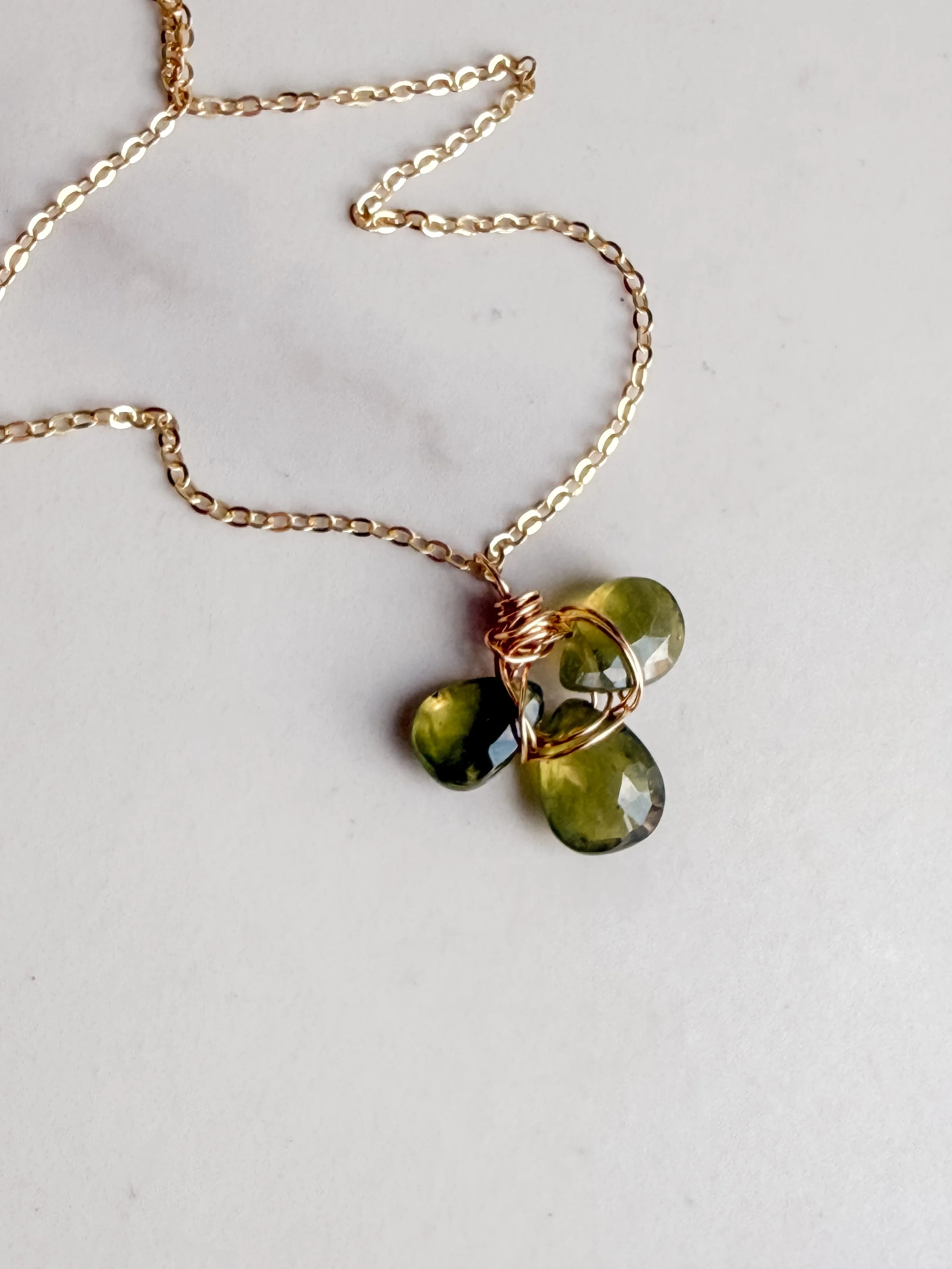 vesuvianite-gold-fill-necklace-clover-saint-patricks-2.JPG