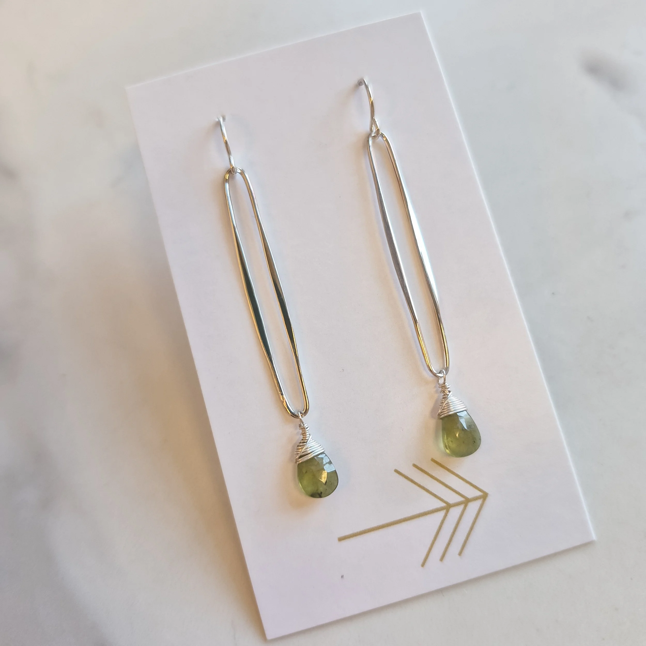 vesuvianite-elongated-oval-large-earring-silver-1.jpg