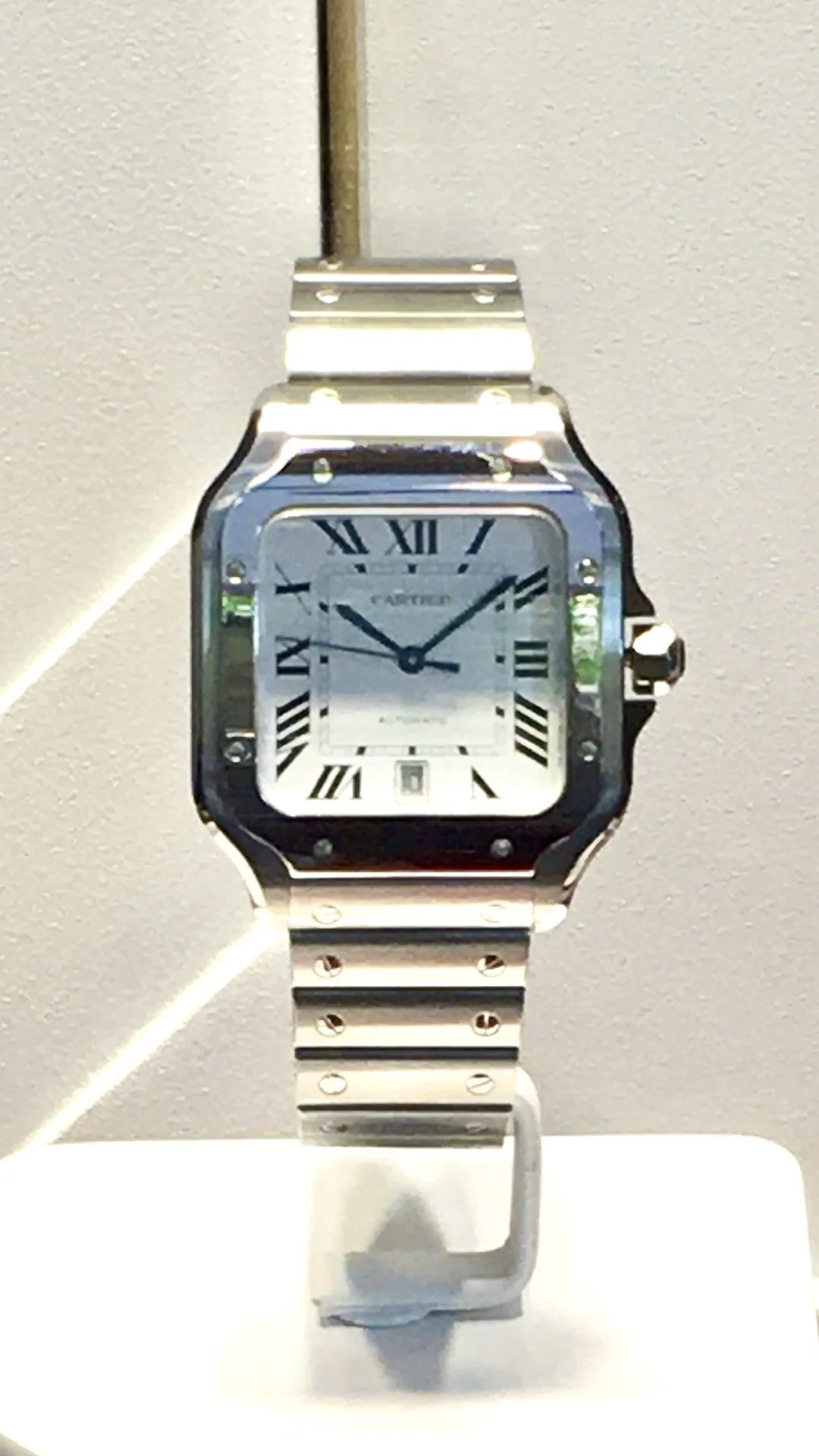 01-cartier-santos-hero.jpg