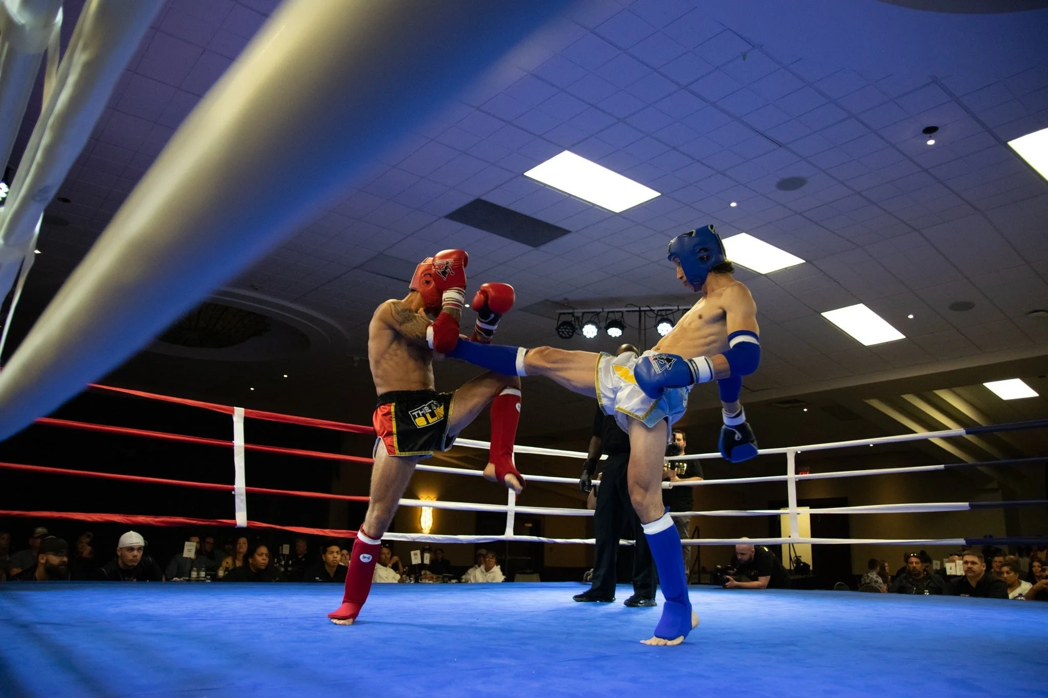 S2E5 - Damin vs. Julian.jpg