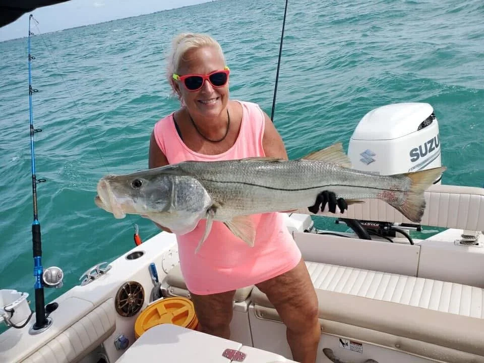 6 Hour Near Shore Fishing Charter 1-4  people (Family and Kid friendly)