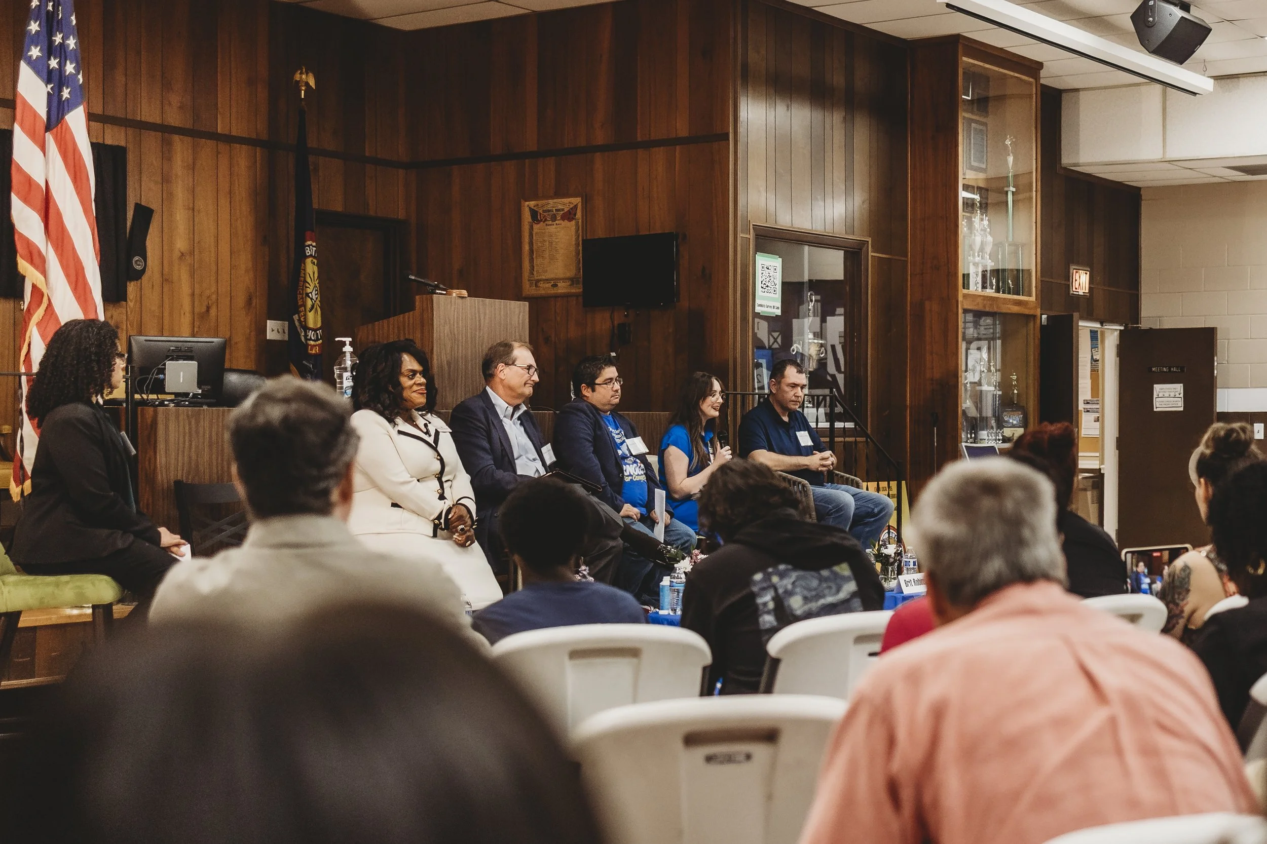 4th District Hopefuls Outline Priorities at Jacksonville Panel