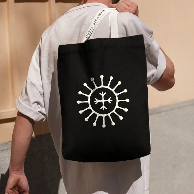 muzej-sicanja-tote-black.jpg