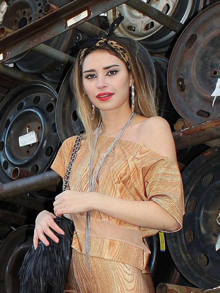 Knock On Wood Top.jpeg