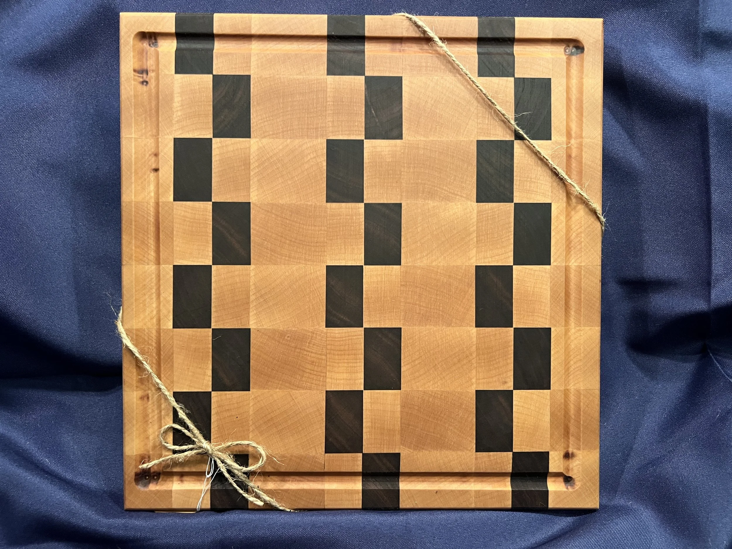 "Zipper" Maple and Walnut end grain cutting board