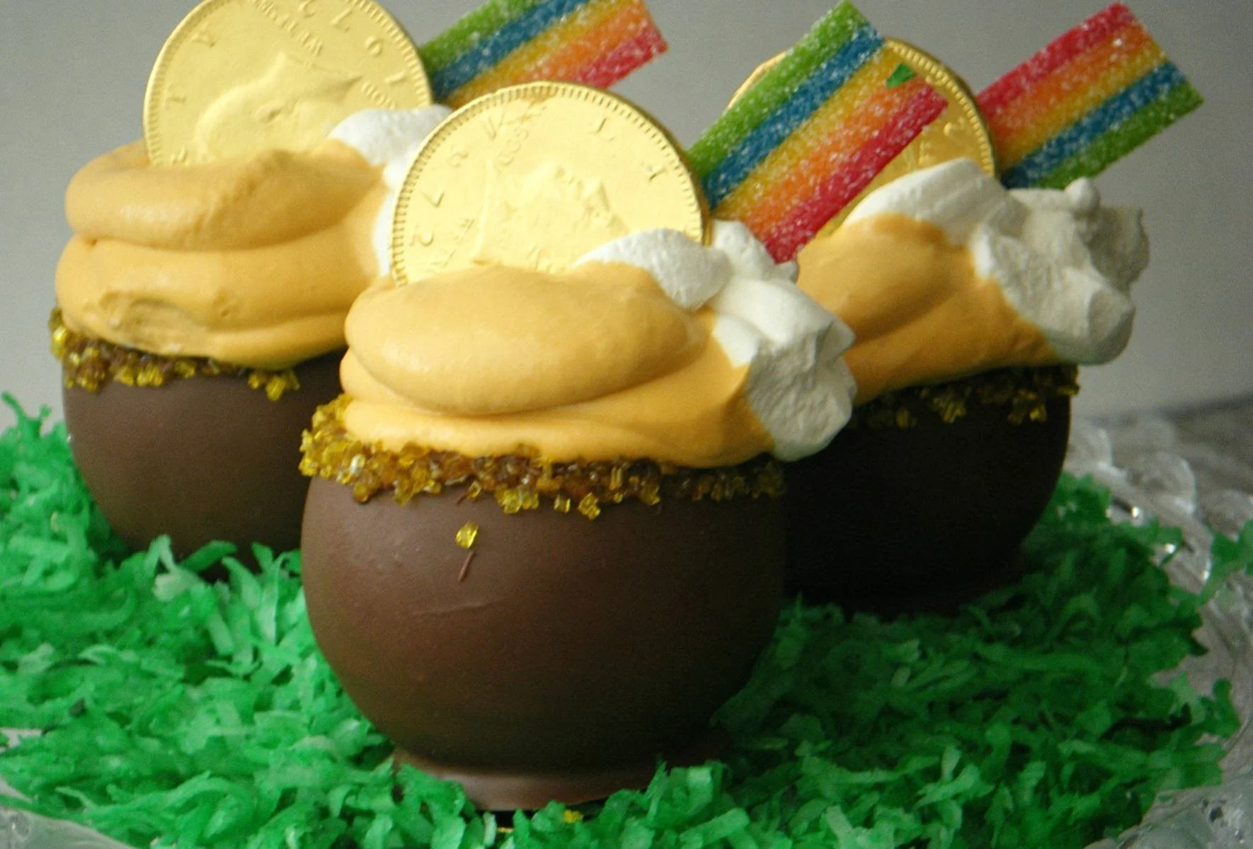 Chocolate Pot of Gold with Butterscotch Pudding