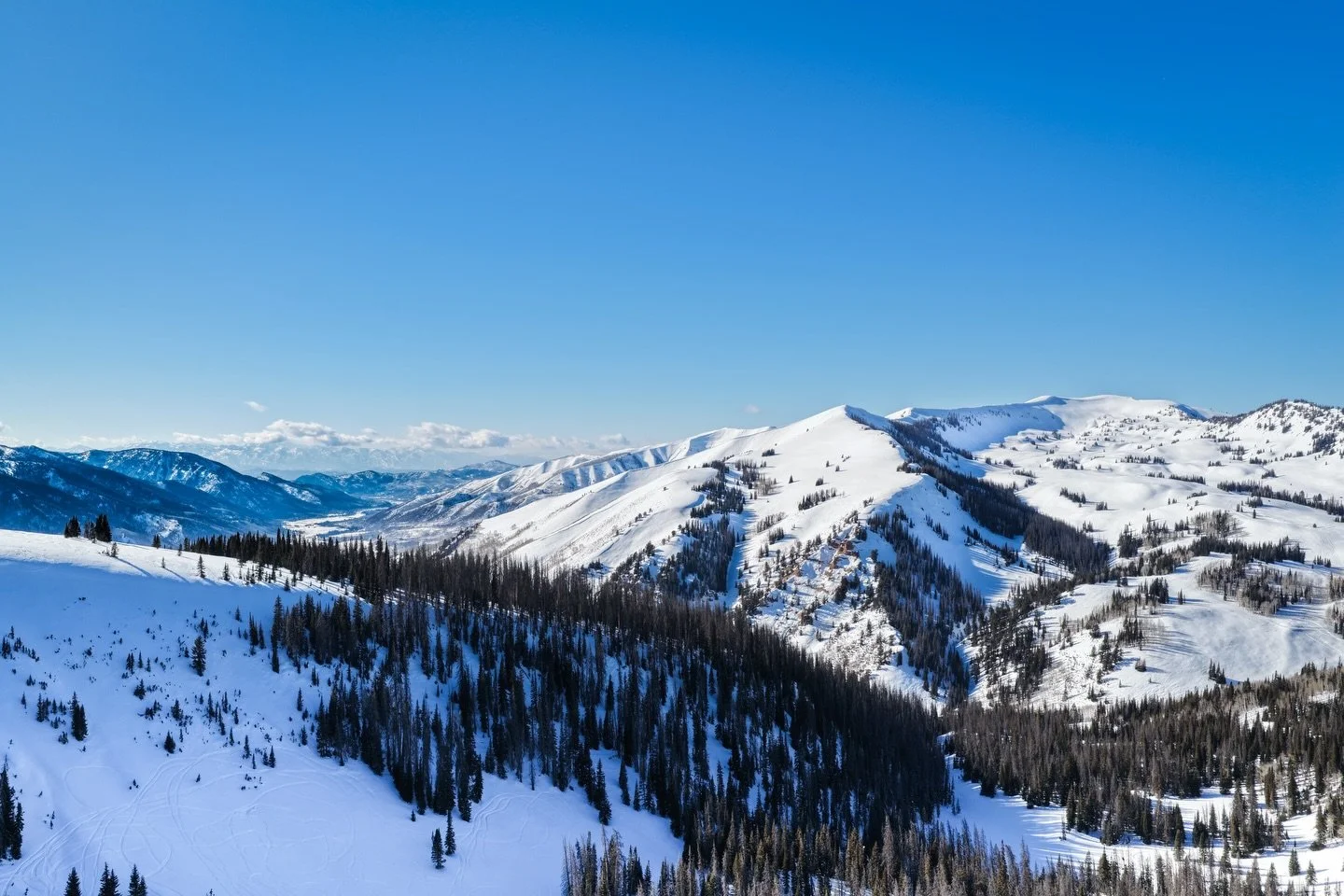 Bluebird stills. The last one is my extremely underprepared setup up for snow but we made it work. 😂