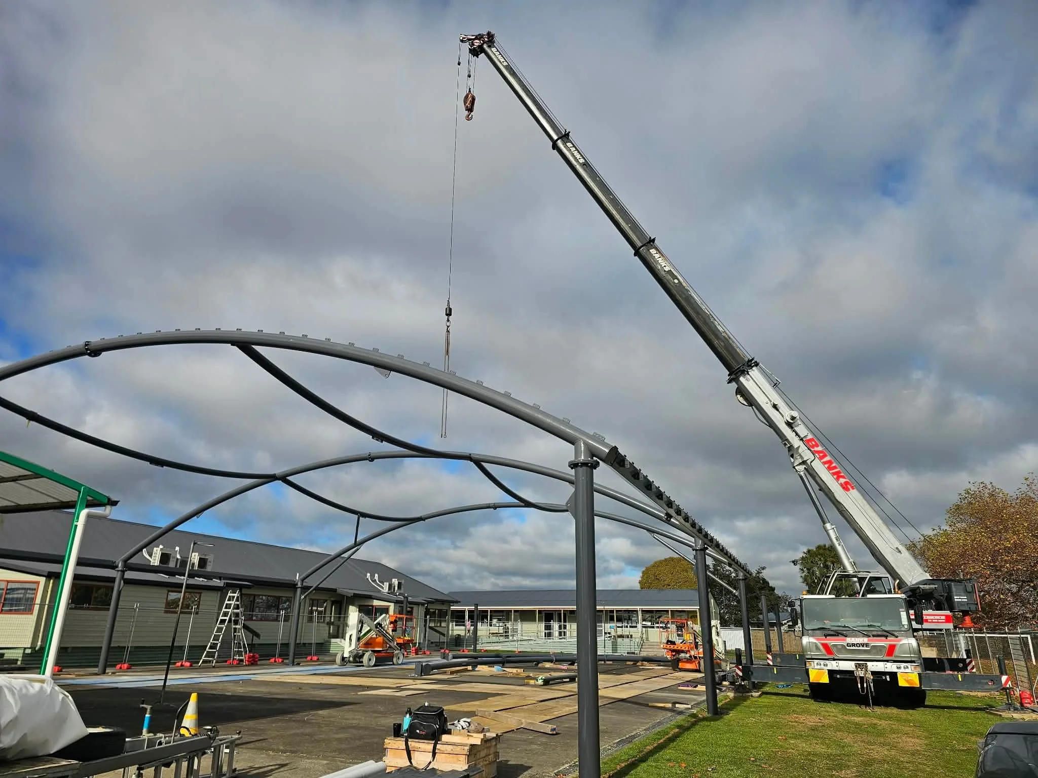 Banks crane lifting at Levin School
