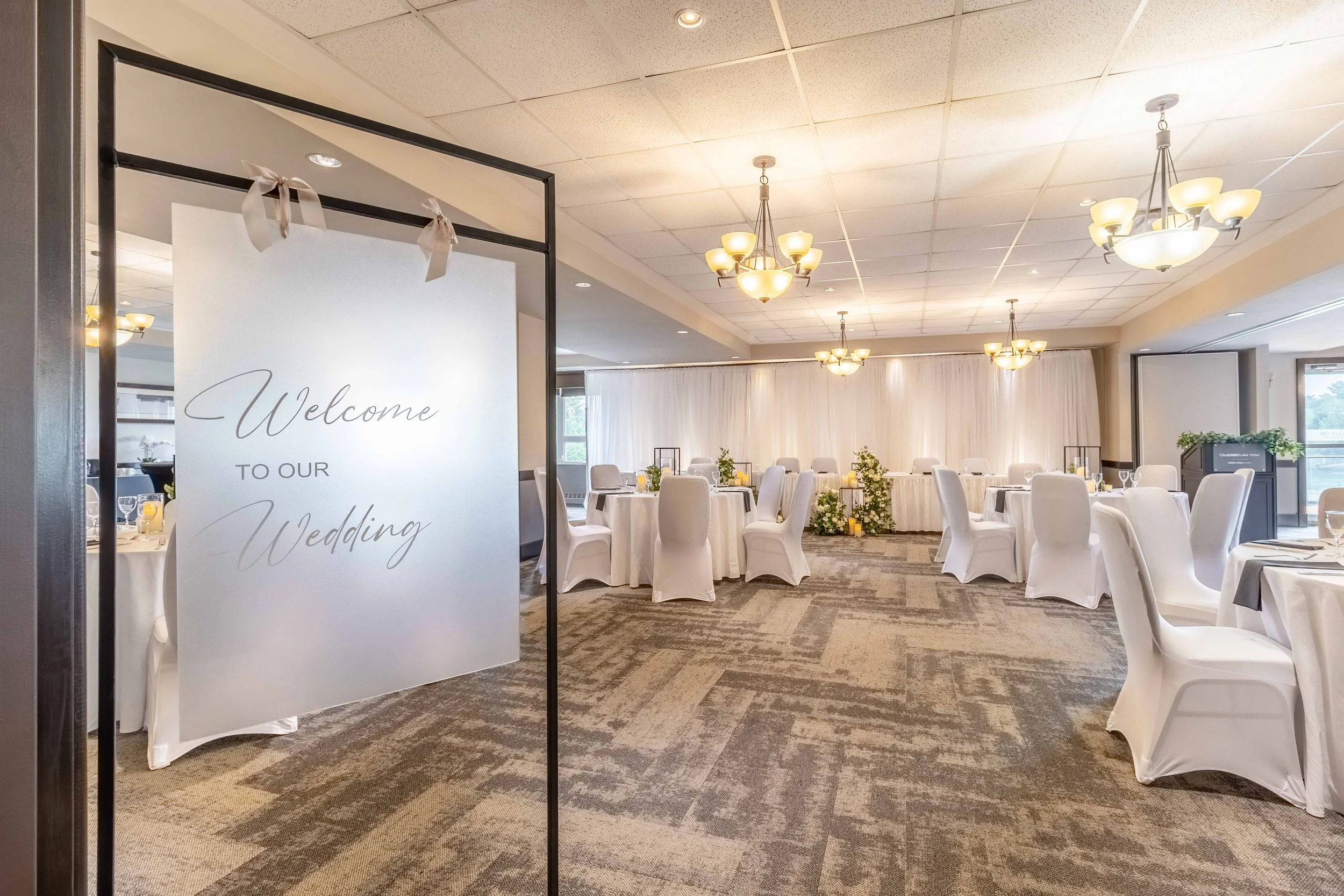 BW_Ballroom-001.jpg
