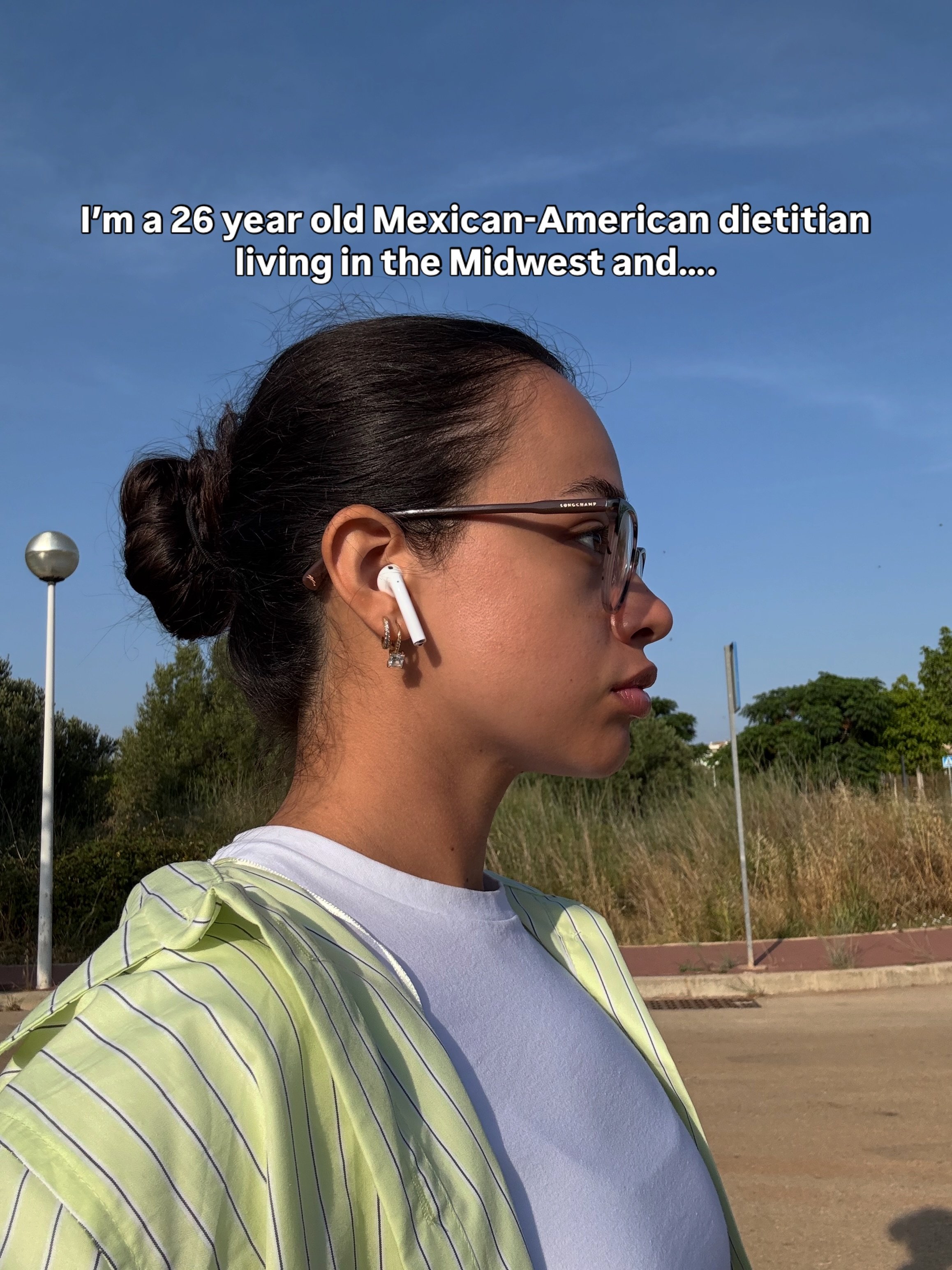 You know salsa is a vegetable right? 

One of the biggest things I hear is that women feel like they can&rsquo;t enjoy the tortillas, tacos y conchas. When in reality it isn&rsquo;t the tortillas tacos or conchas that are the problem, it&rsquo;s your