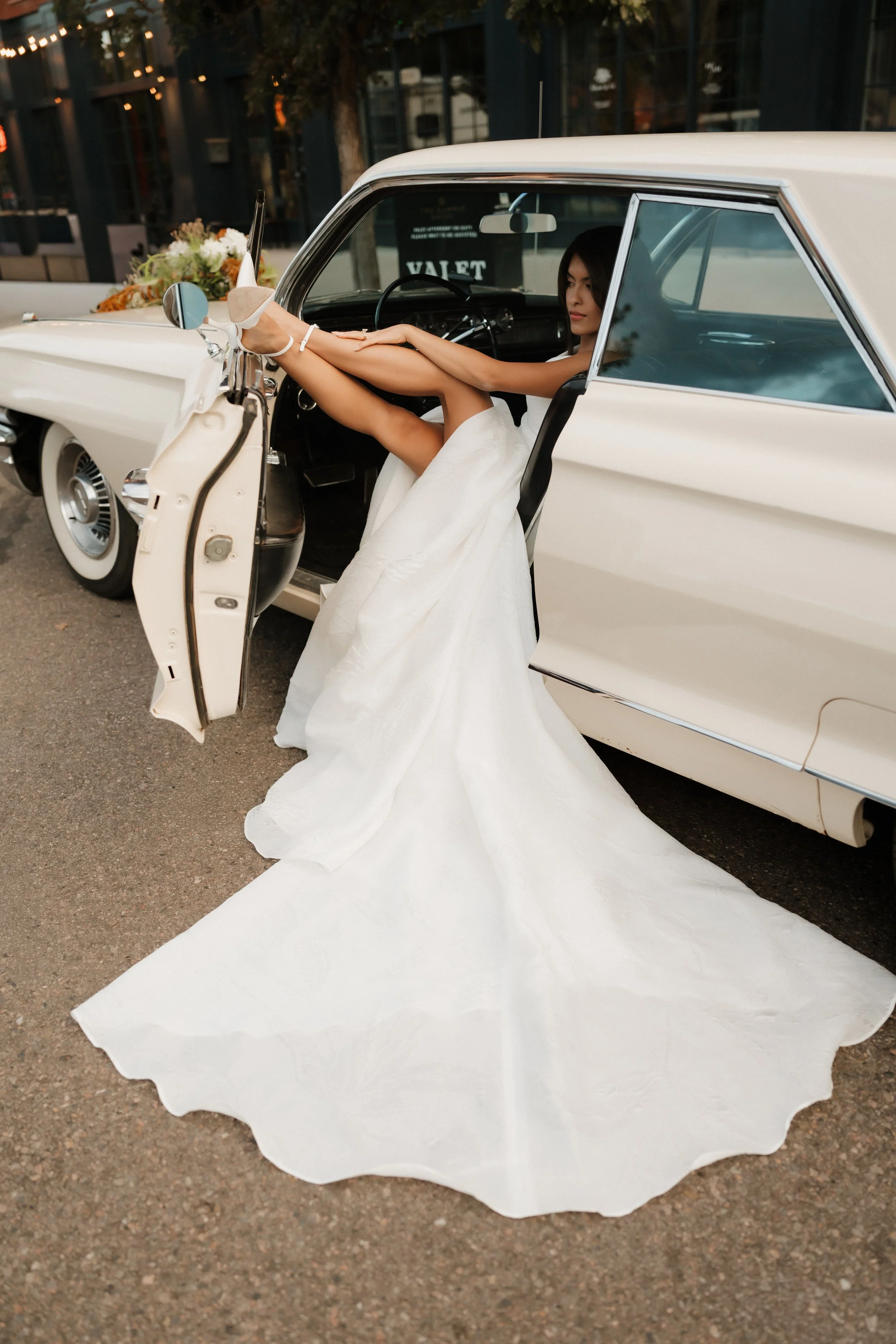 best-colorado-wedding-photographer-denver-capitol-elopement-downtown-denver-hotel-couple-session-kaytlyn-perez-photography-260.jpg