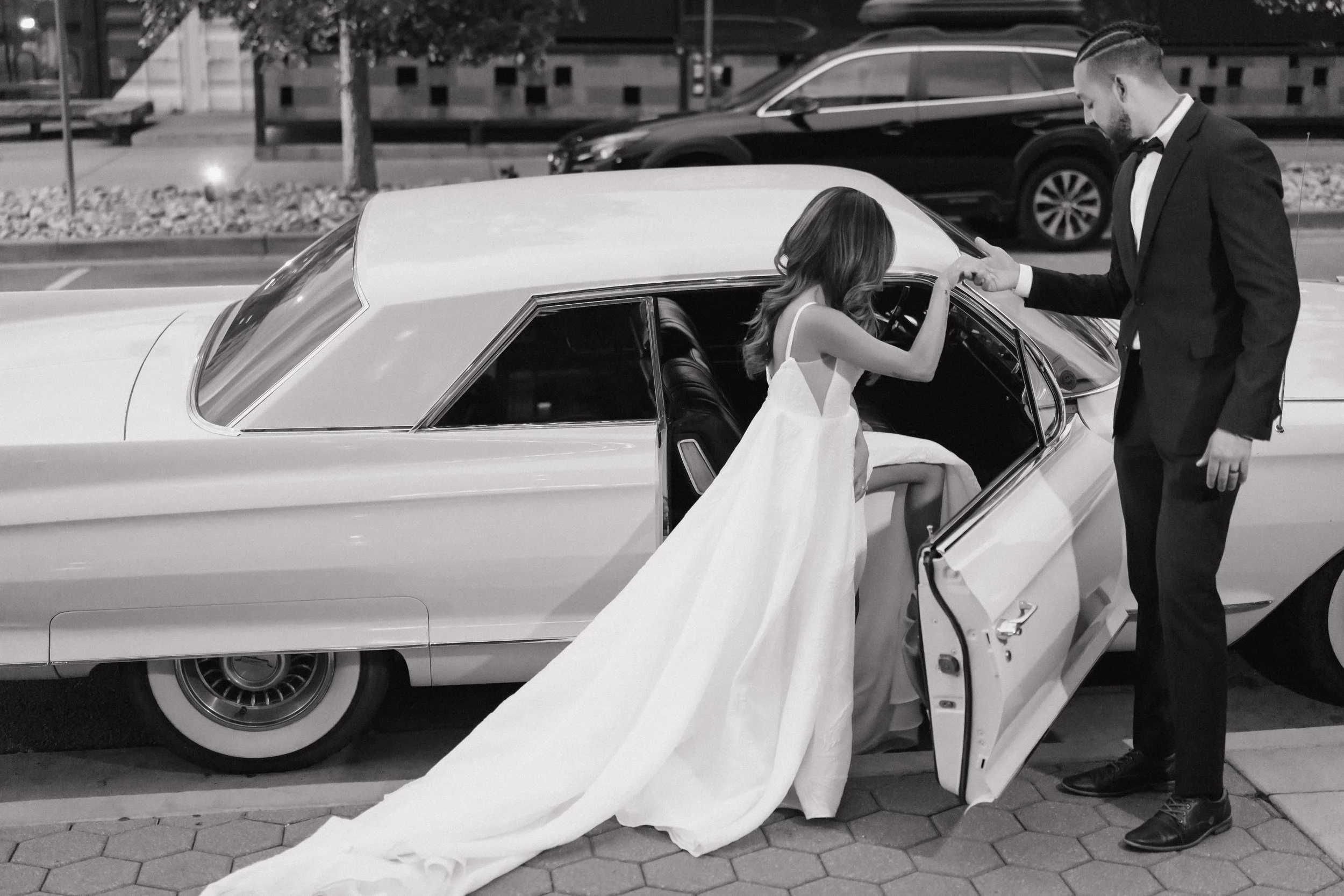best-colorado-wedding-photographer-denver-capitol-elopement-downtown-denver-hotel-couple-session-kaytlyn-perez-photography-289.jpg