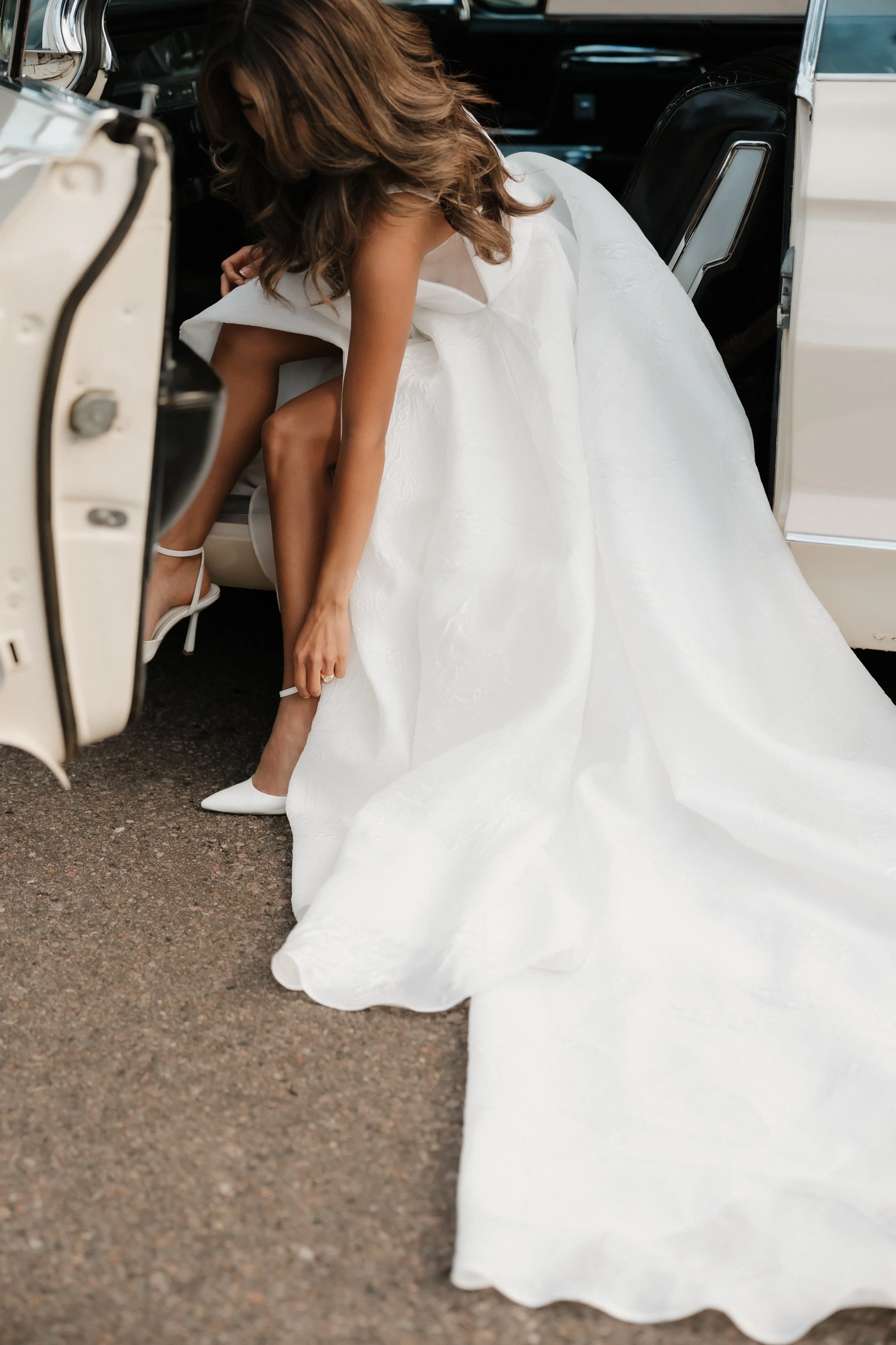 best-colorado-wedding-photographer-denver-capitol-elopement-downtown-denver-hotel-couple-session-kaytlyn-perez-photography-253.jpg