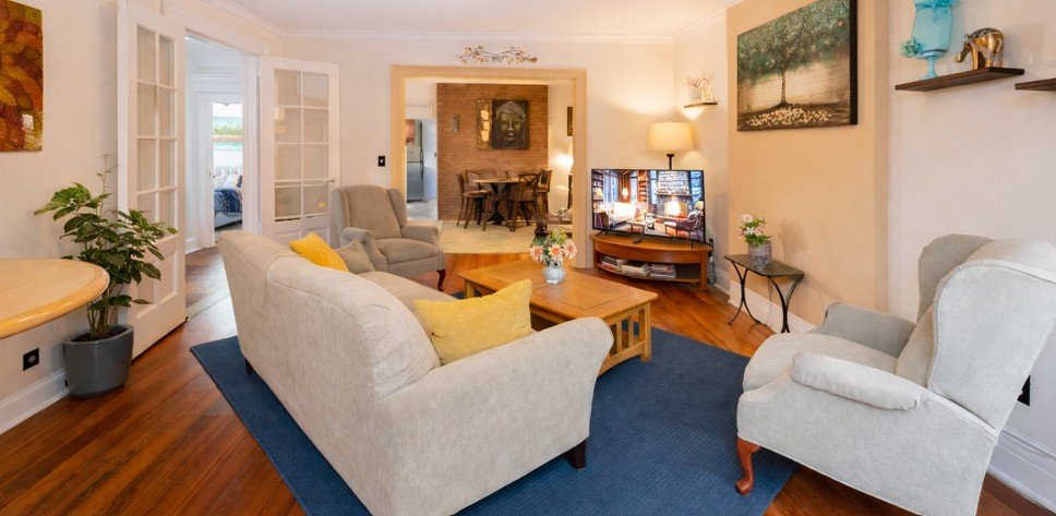 Landing Pic 1st Floor Living Room.jpg