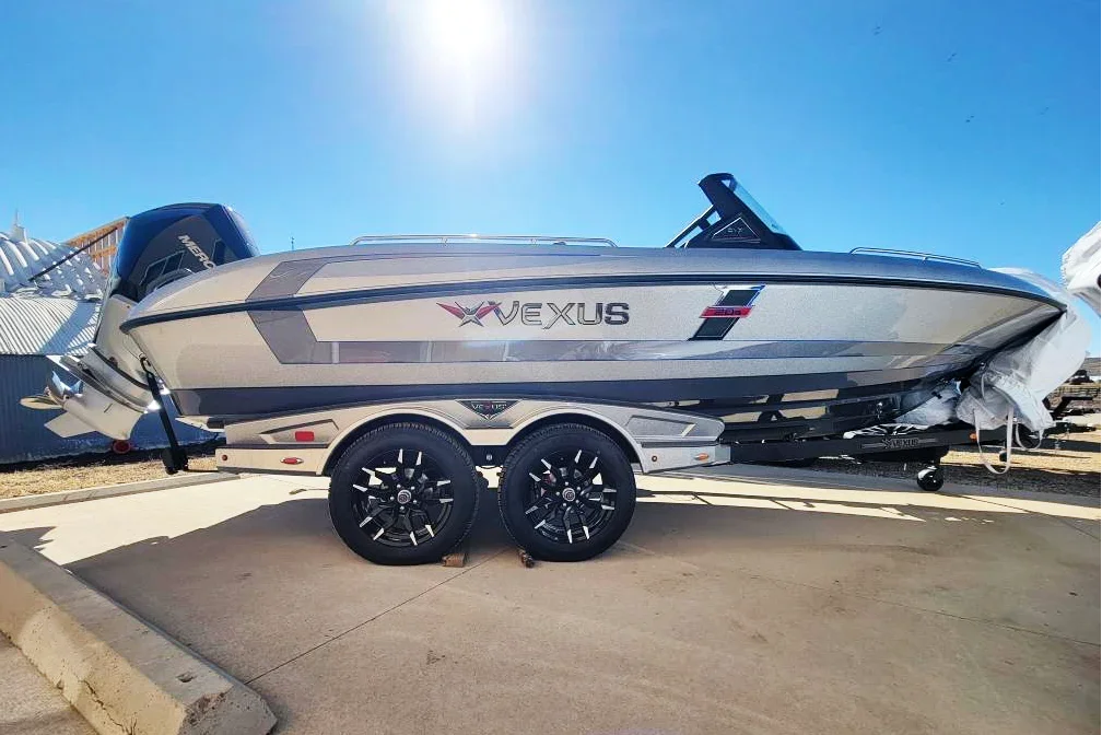 2026 Vexus DVX22S