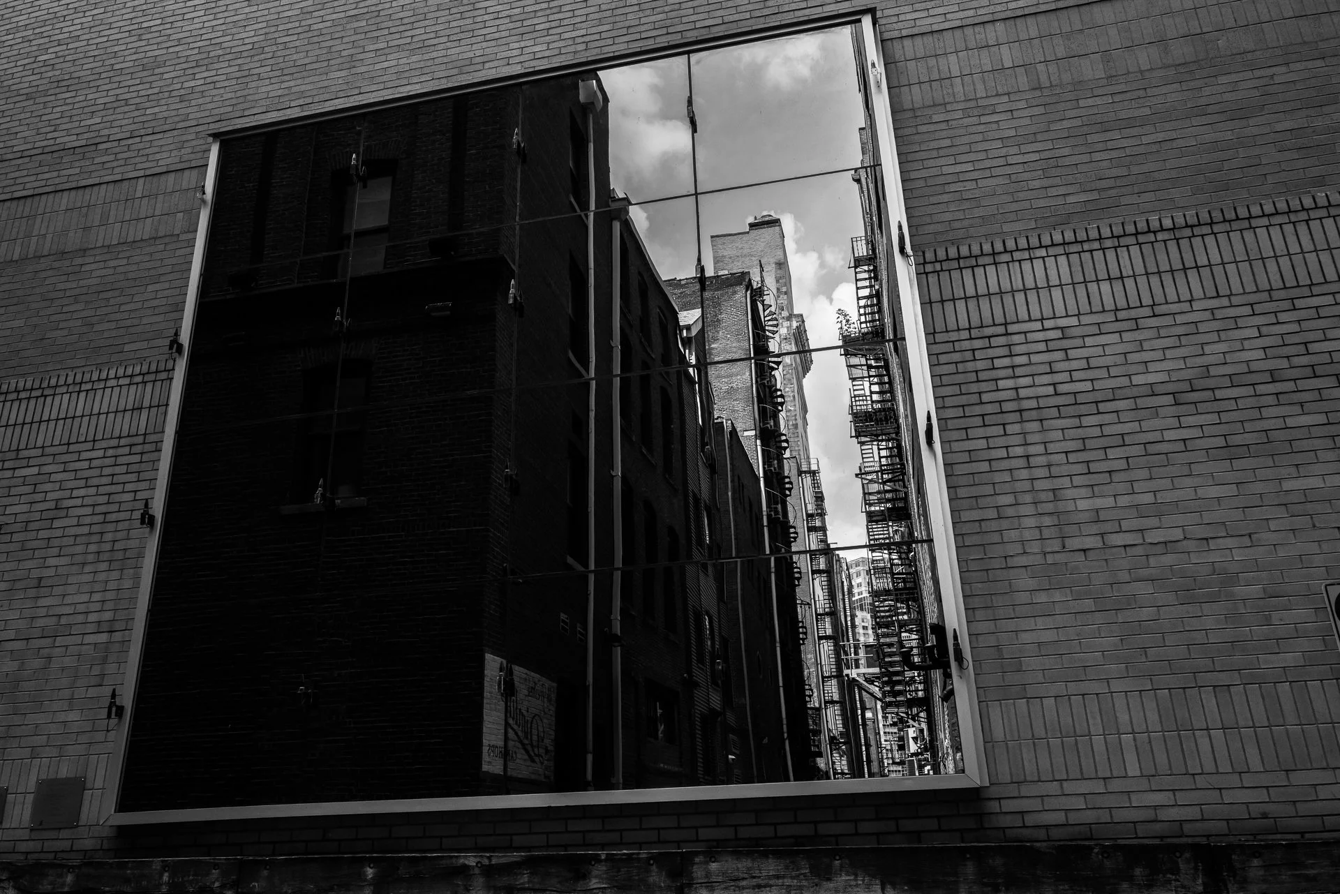 lookingglass-1.jpg