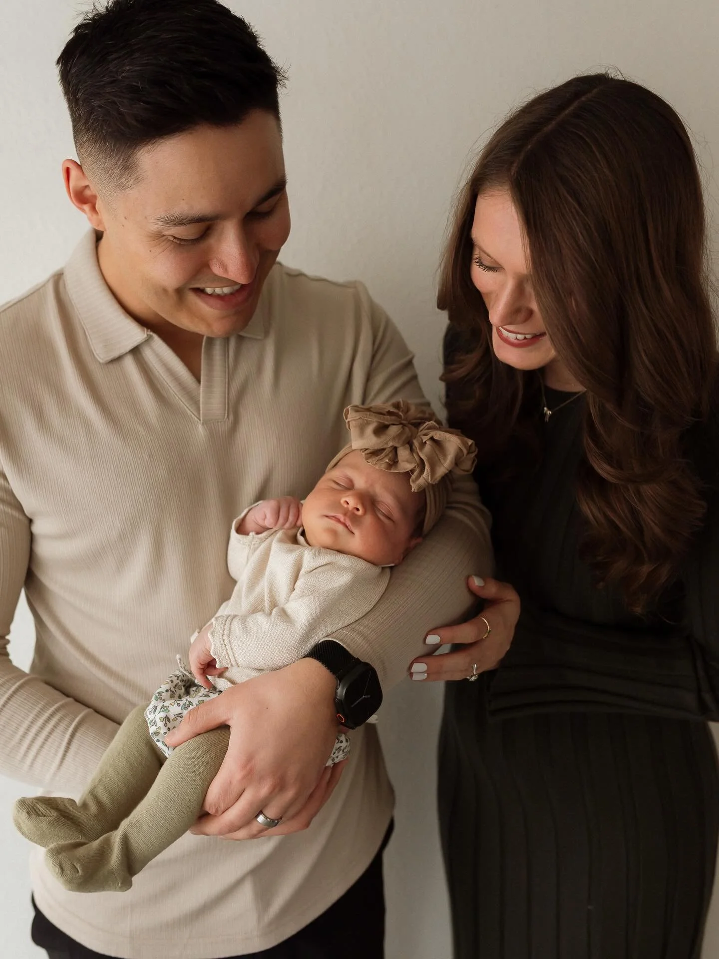 Can&rsquo;t stop swooning over this perfect little family!