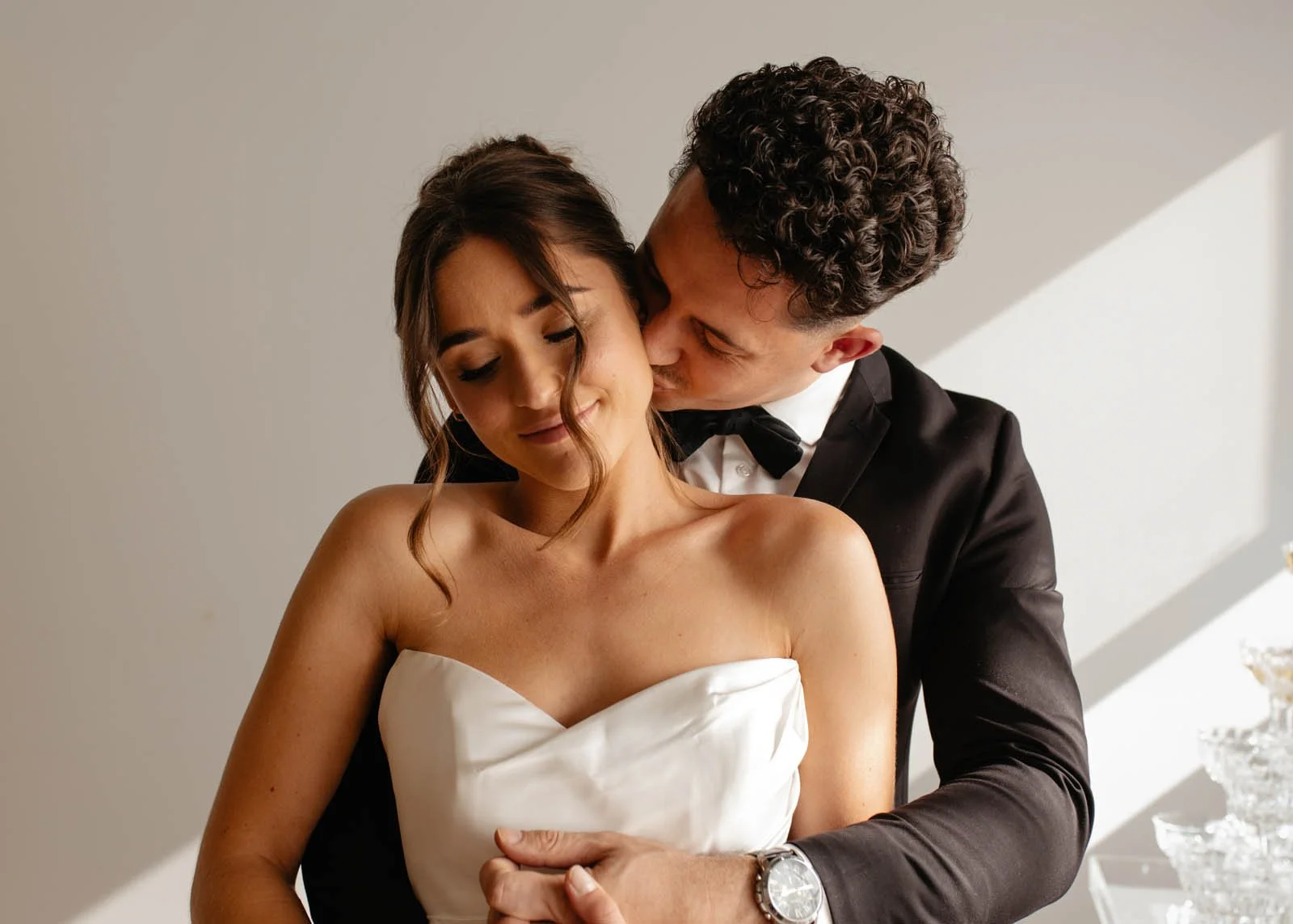 brisbane-wedding-photographer-editorial-couple-portrait.jpg