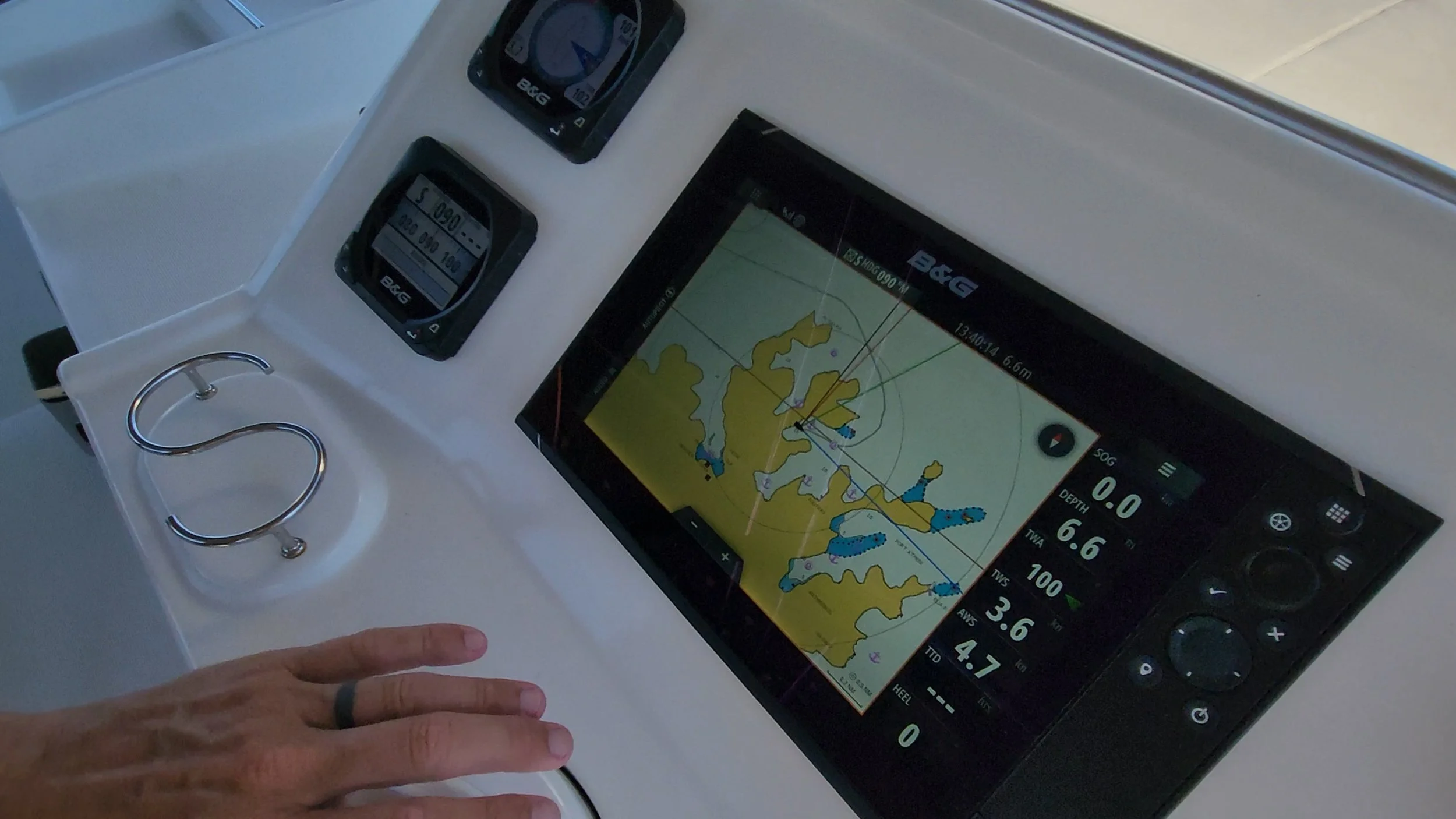 B&G Navigation Equipment