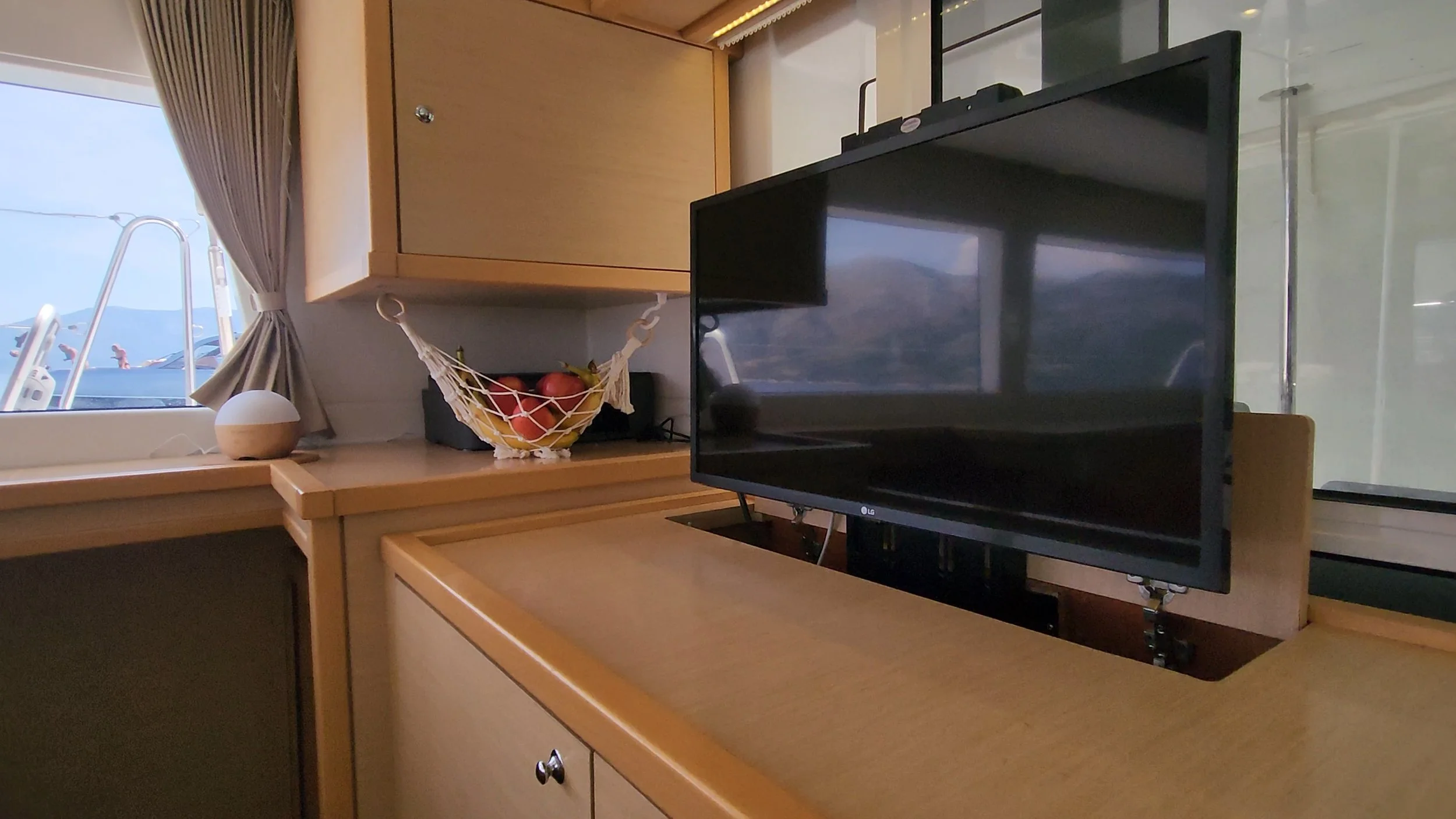 Hidden TV - automatic rising