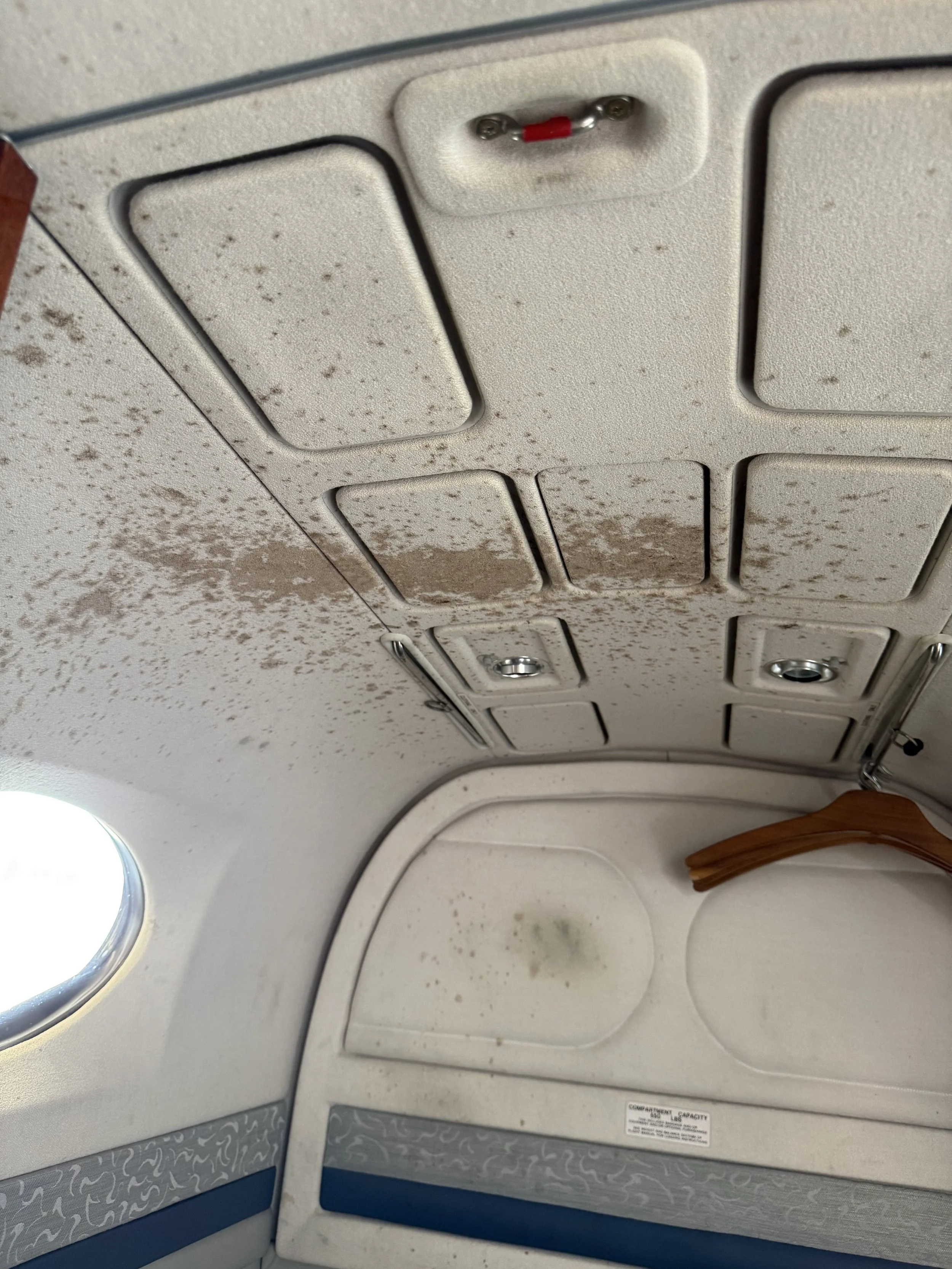 Dirty jet before cleaning.jpeg