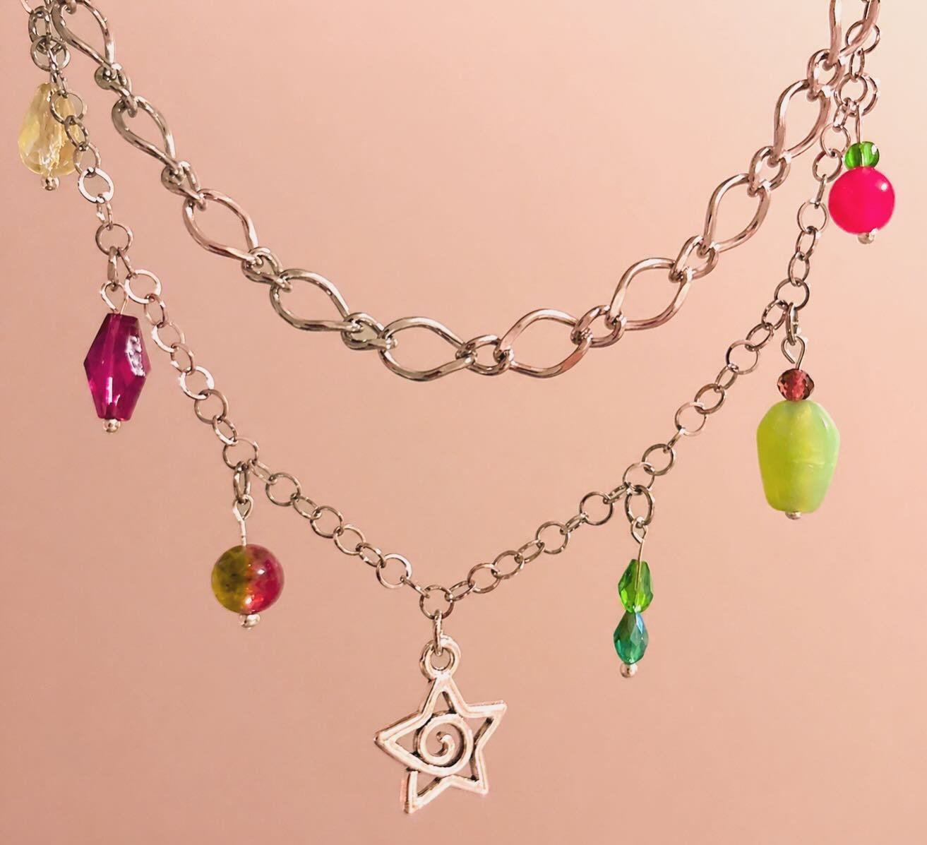 watermelon sugar !!

necklace for @chanellea6 for winning the giveaway 
hope u luv 🍉