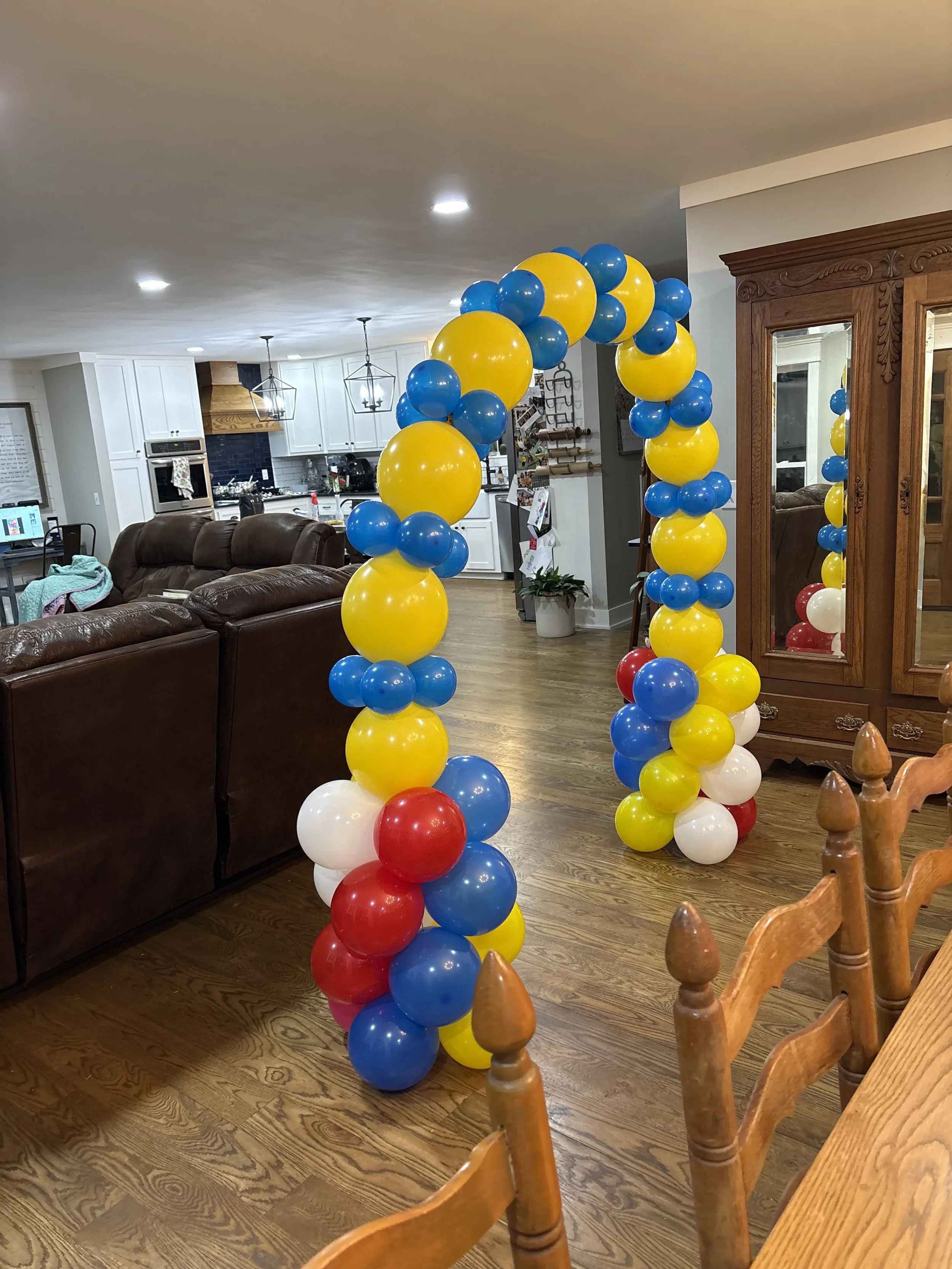 Single arch with spiral columns-starting at $90