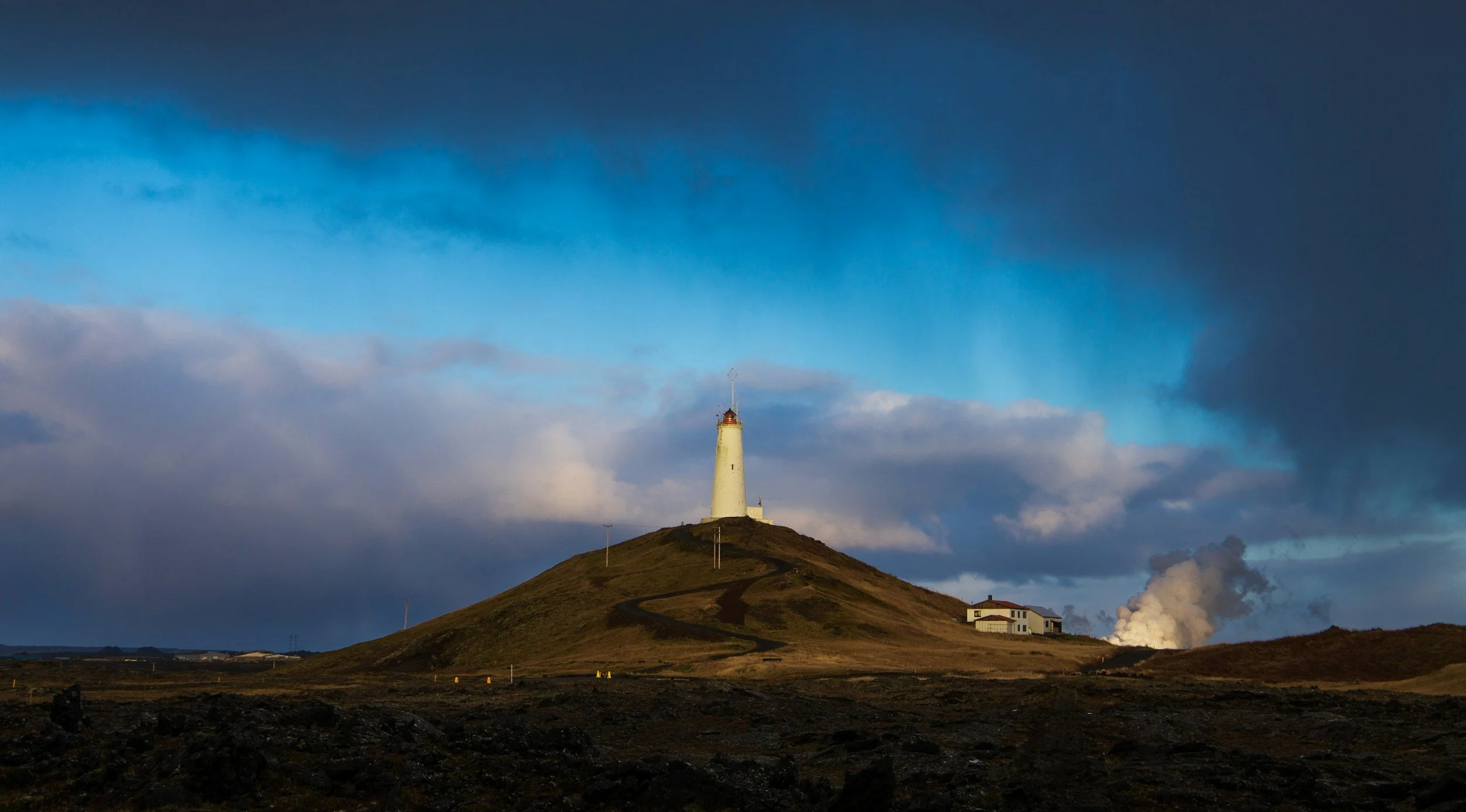 unsplash-image-Ssic2bGANwI.jpg
