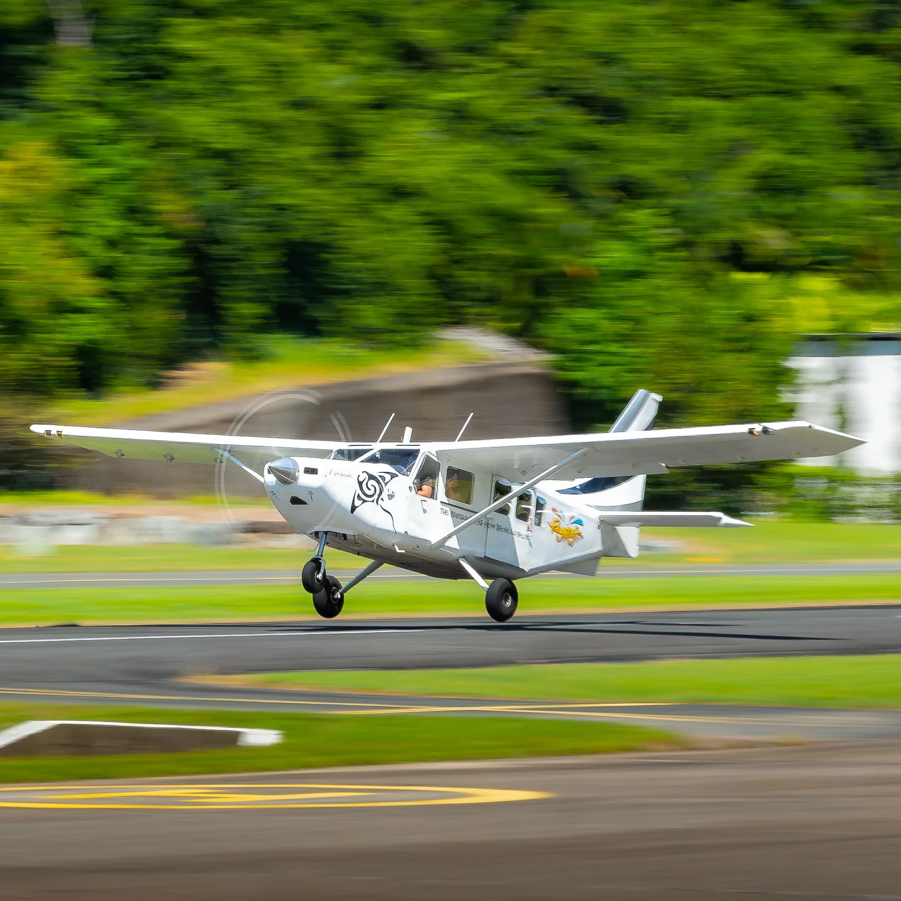scenicflight-square-2.jpg