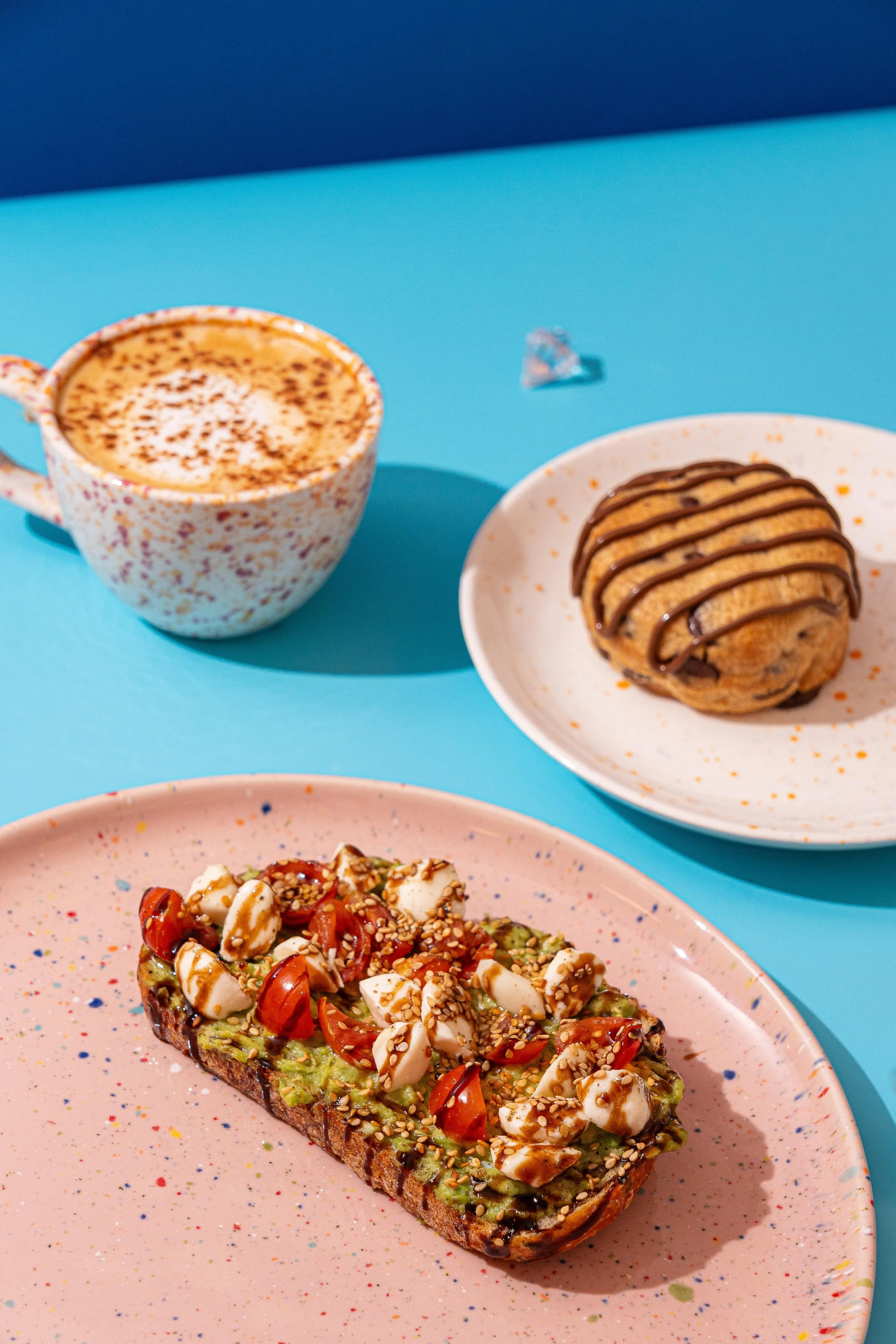 Desayuno con cookies y tostas, mejor brunch pet friendly en Retiro Madrid