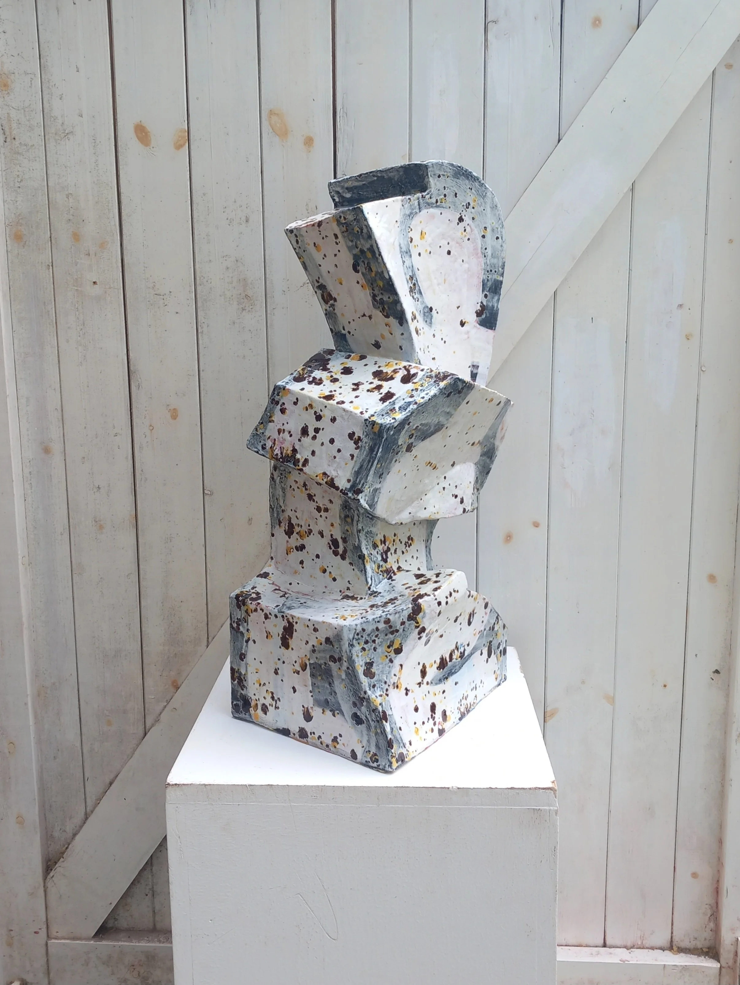 Wessle I
2022
65cm x 27cm x 22cm